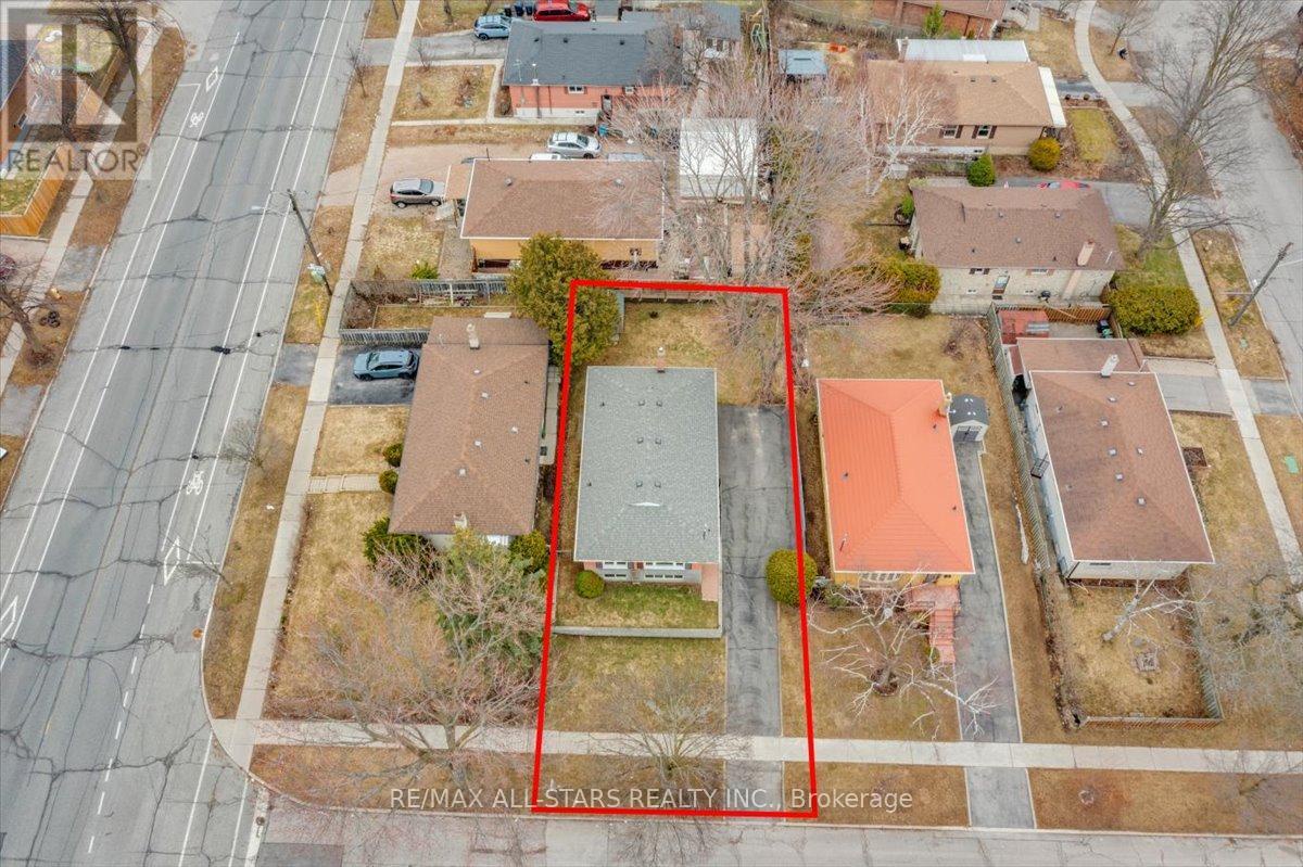 55 Sancrest Drive, Toronto (bendale), Ontario