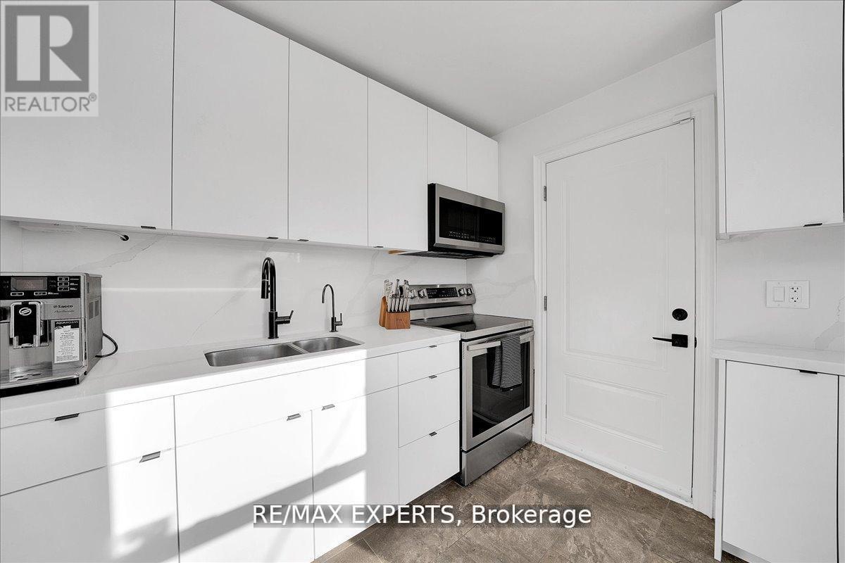 60 Anthony Road, Toronto (downsview-roding-cfb), Ontario