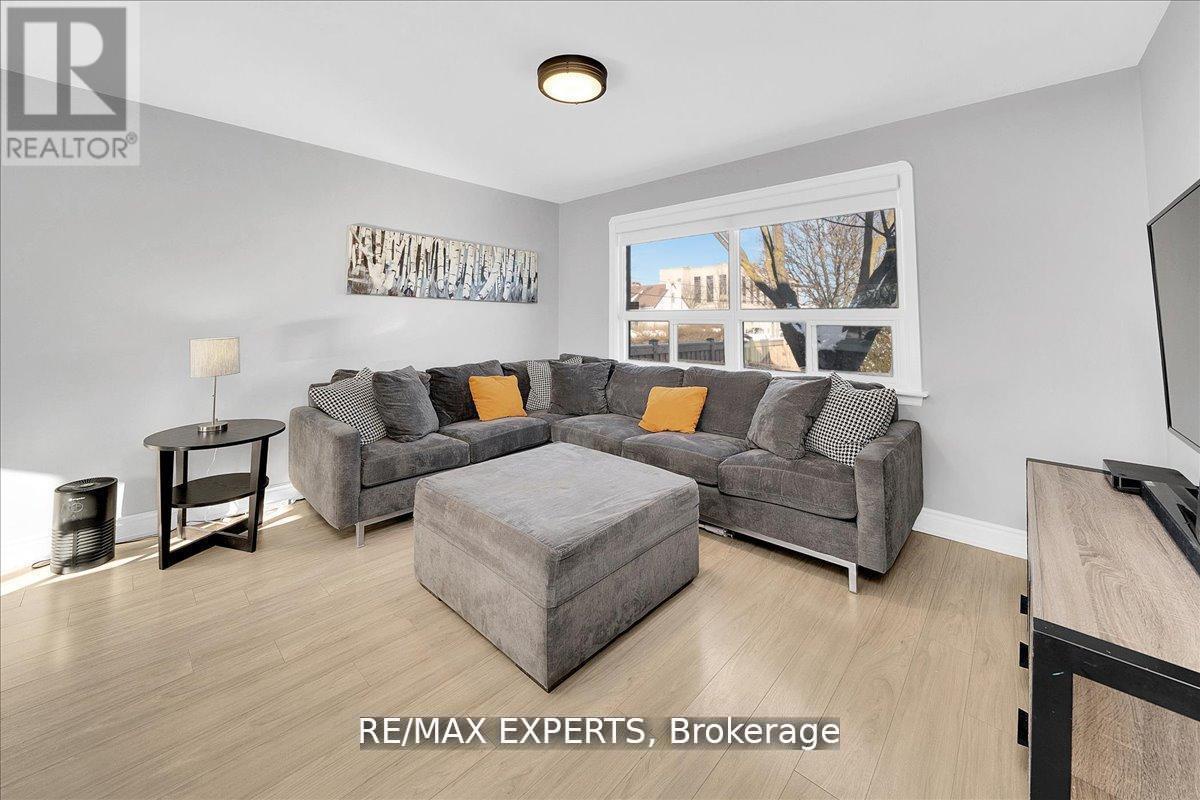 60 Anthony Road, Toronto (downsview-roding-cfb), Ontario