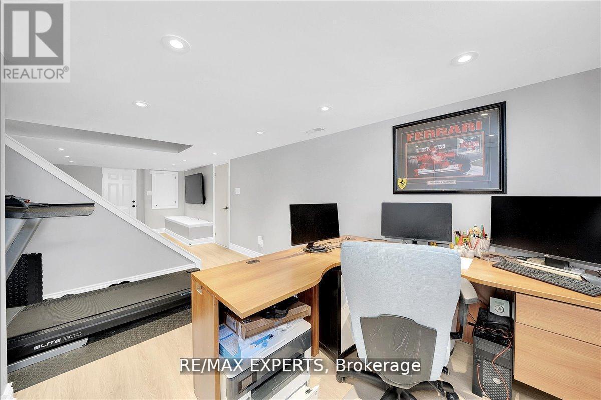 60 Anthony Road, Toronto (downsview-roding-cfb), Ontario