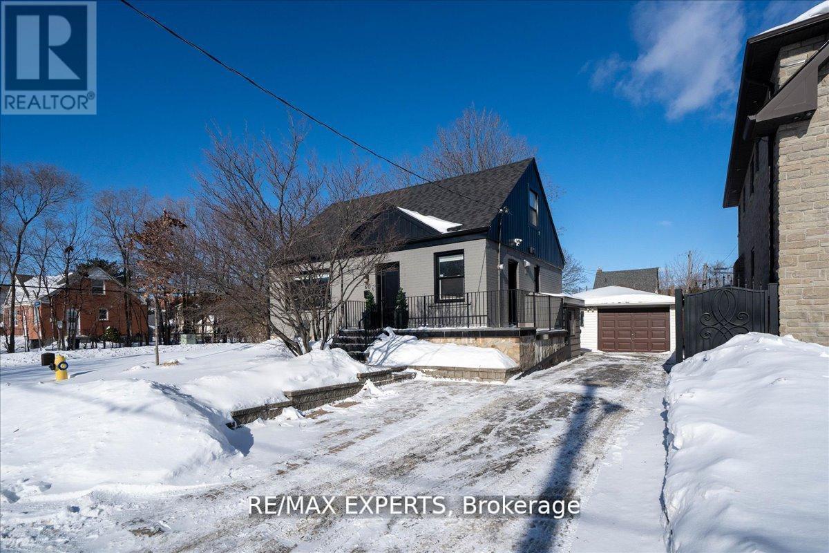 60 Anthony Road, Toronto (downsview-roding-cfb), Ontario