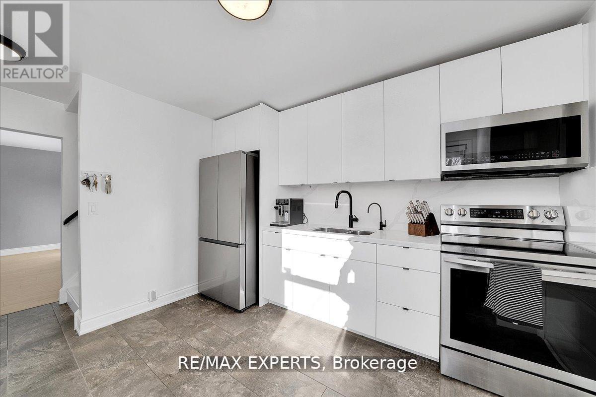 60 Anthony Road, Toronto (downsview-roding-cfb), Ontario