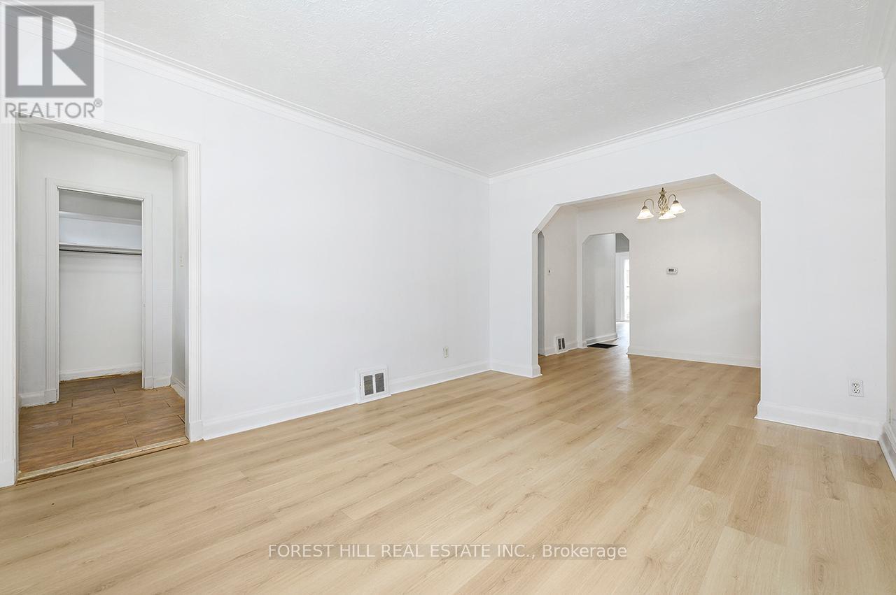 667 Pharmacy Avenue, Toronto (clairlea-birchmount), Ontario