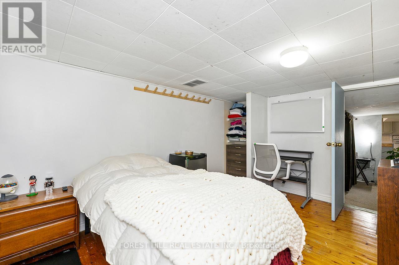 667 Pharmacy Avenue, Toronto (clairlea-birchmount), Ontario