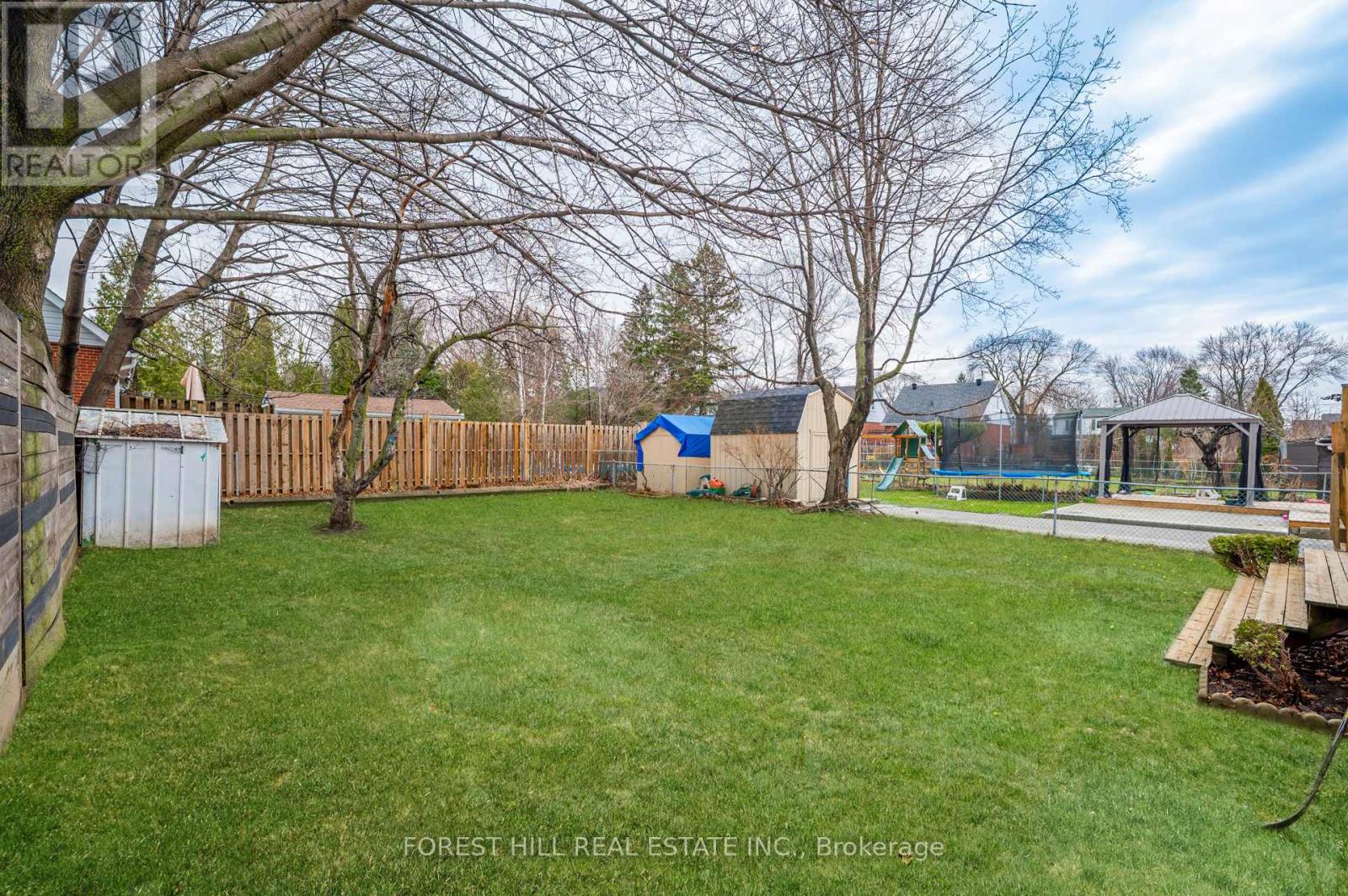 667 Pharmacy Avenue, Toronto (clairlea-birchmount), Ontario