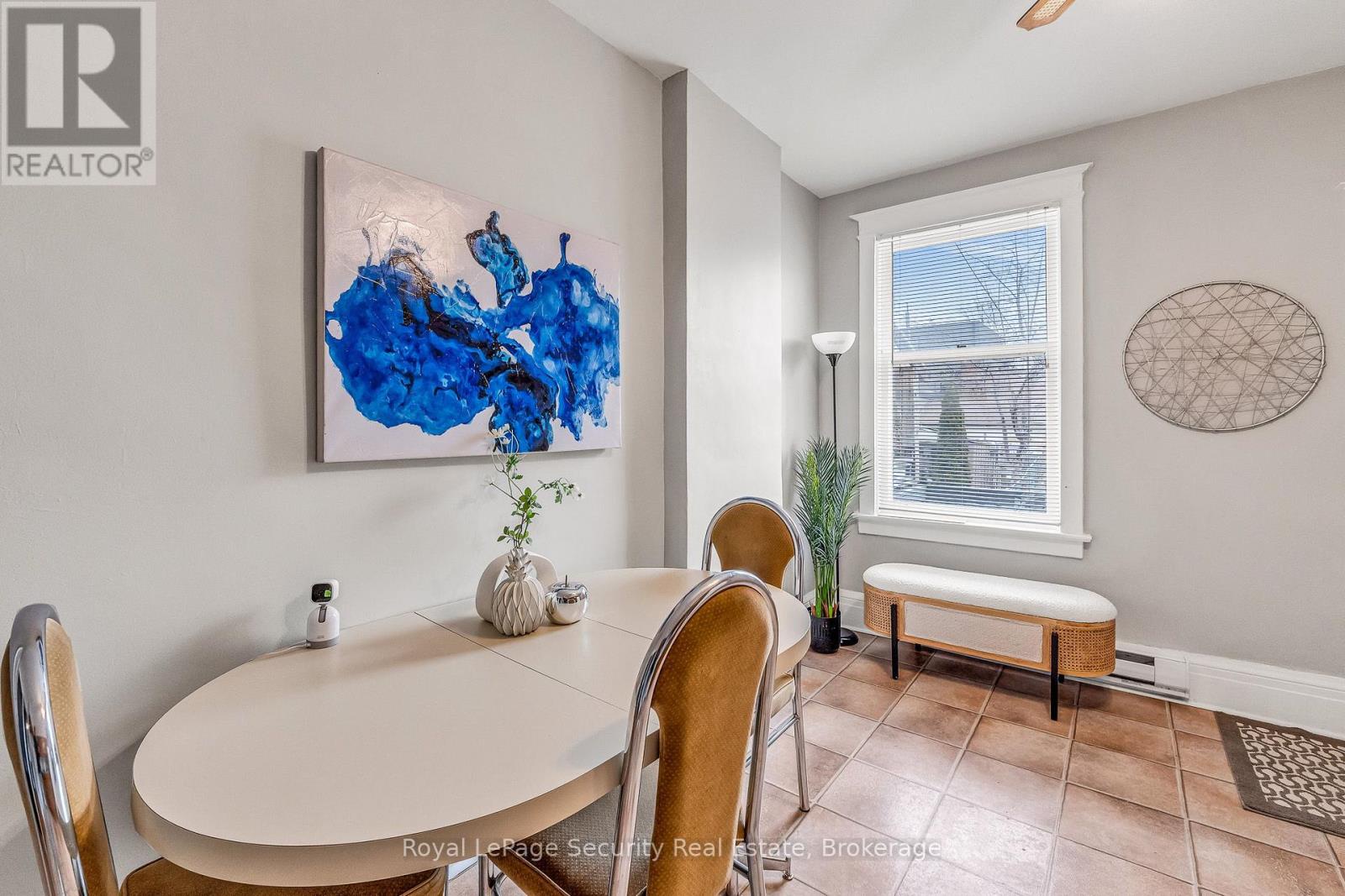 667 Ossington Avenue, Toronto (palmerston-little Italy), Ontario