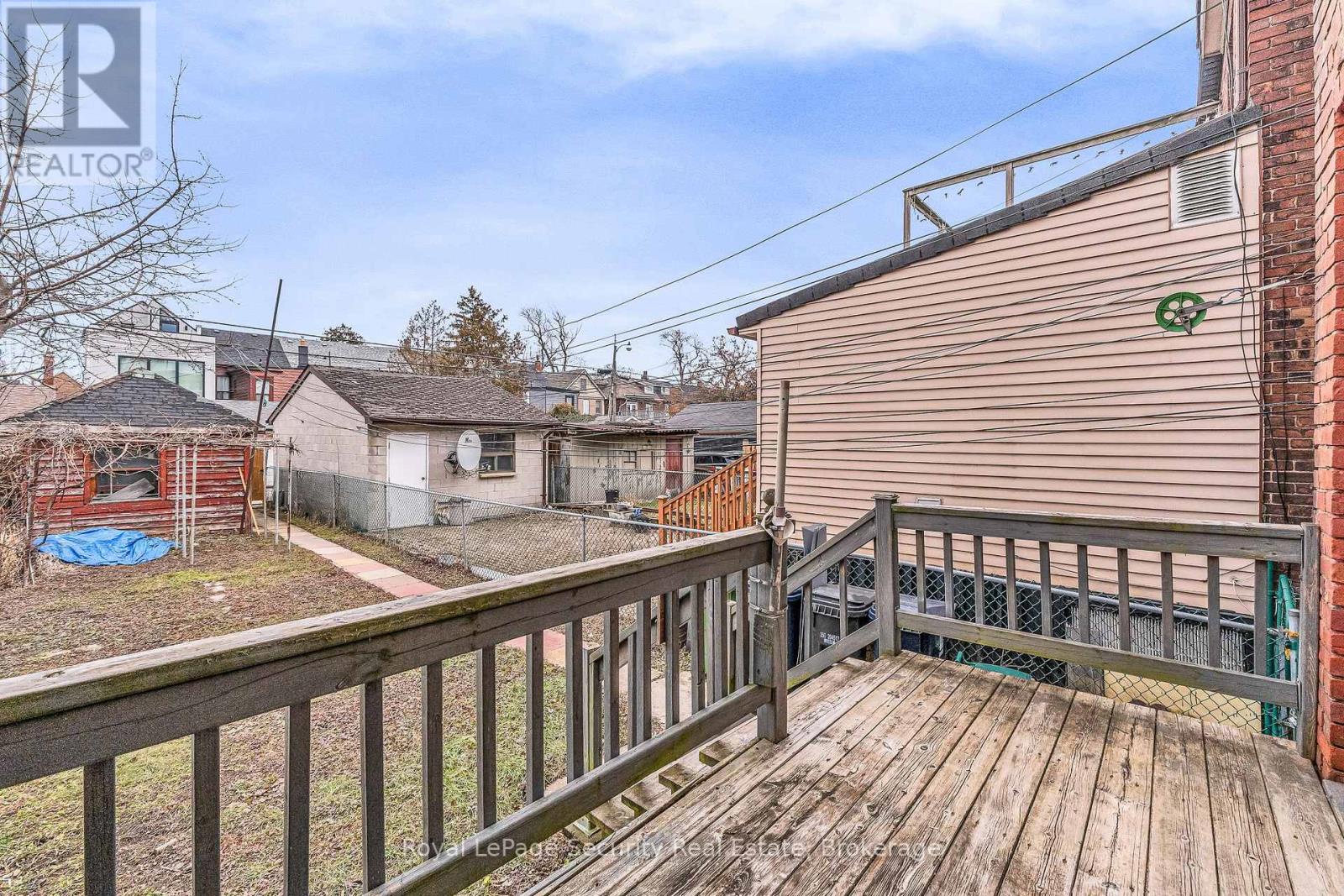 667 Ossington Avenue, Toronto (palmerston-little Italy), Ontario