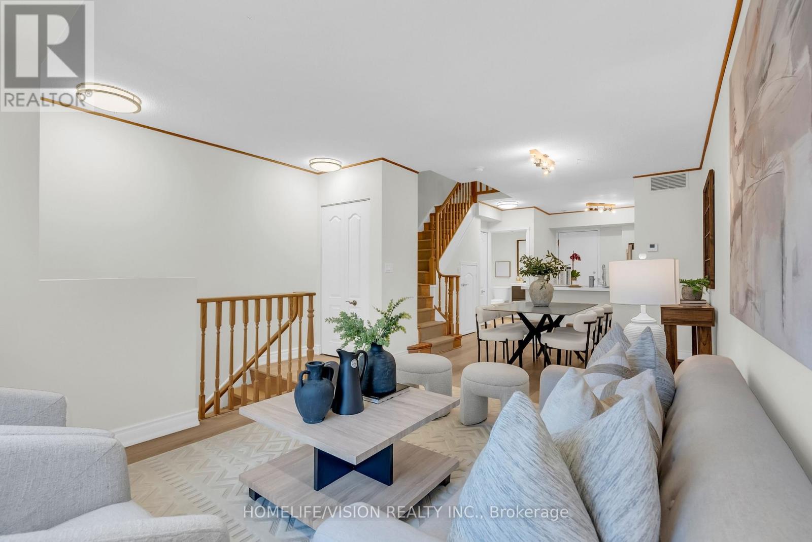 1229 - 28 Sommerset Way, Toronto (willowdale East), Ontario