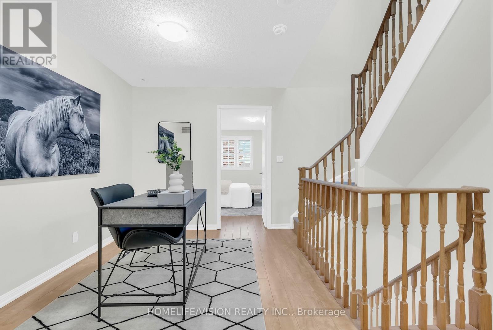 1229 - 28 Sommerset Way, Toronto (willowdale East), Ontario