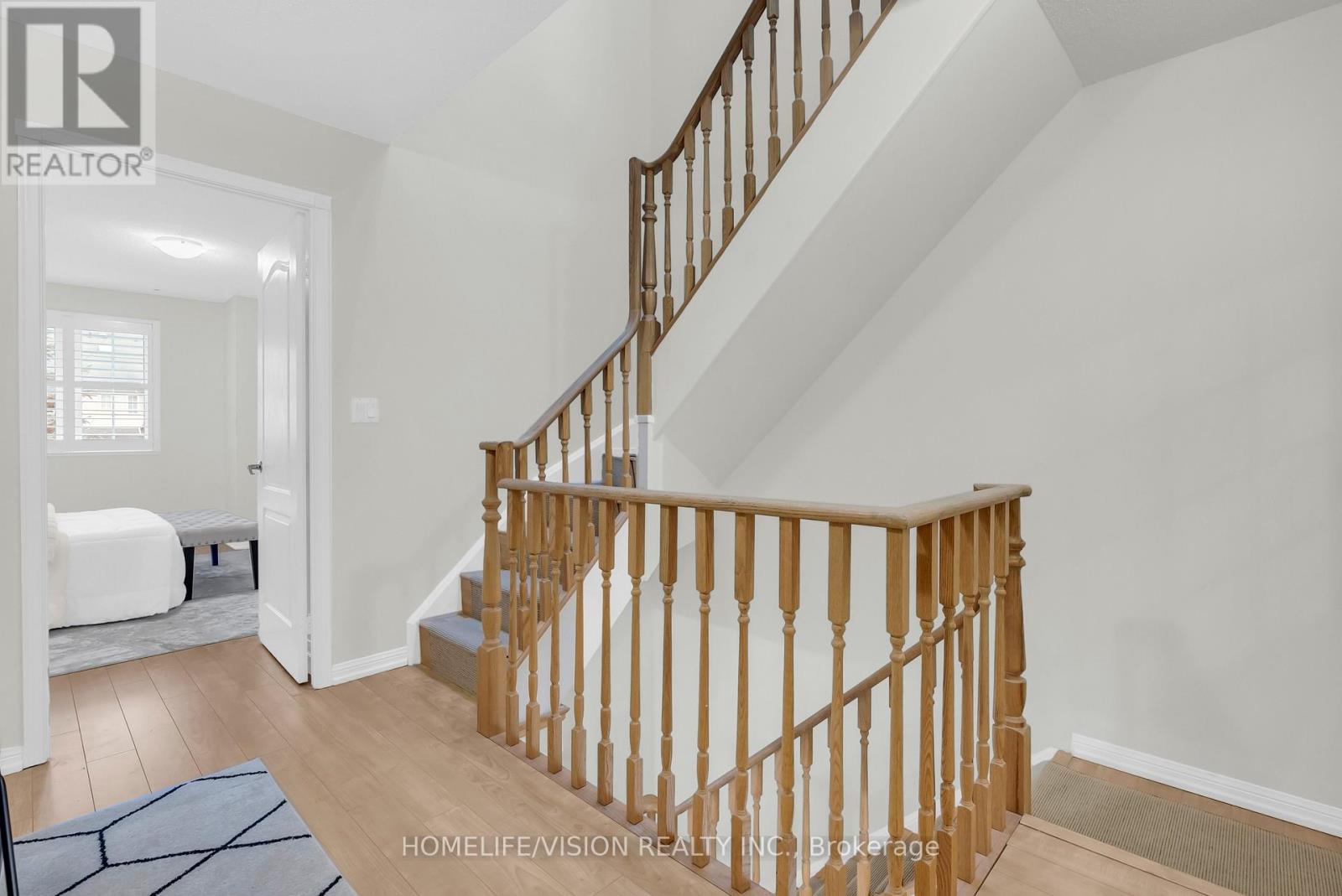 1229 - 28 Sommerset Way, Toronto (willowdale East), Ontario