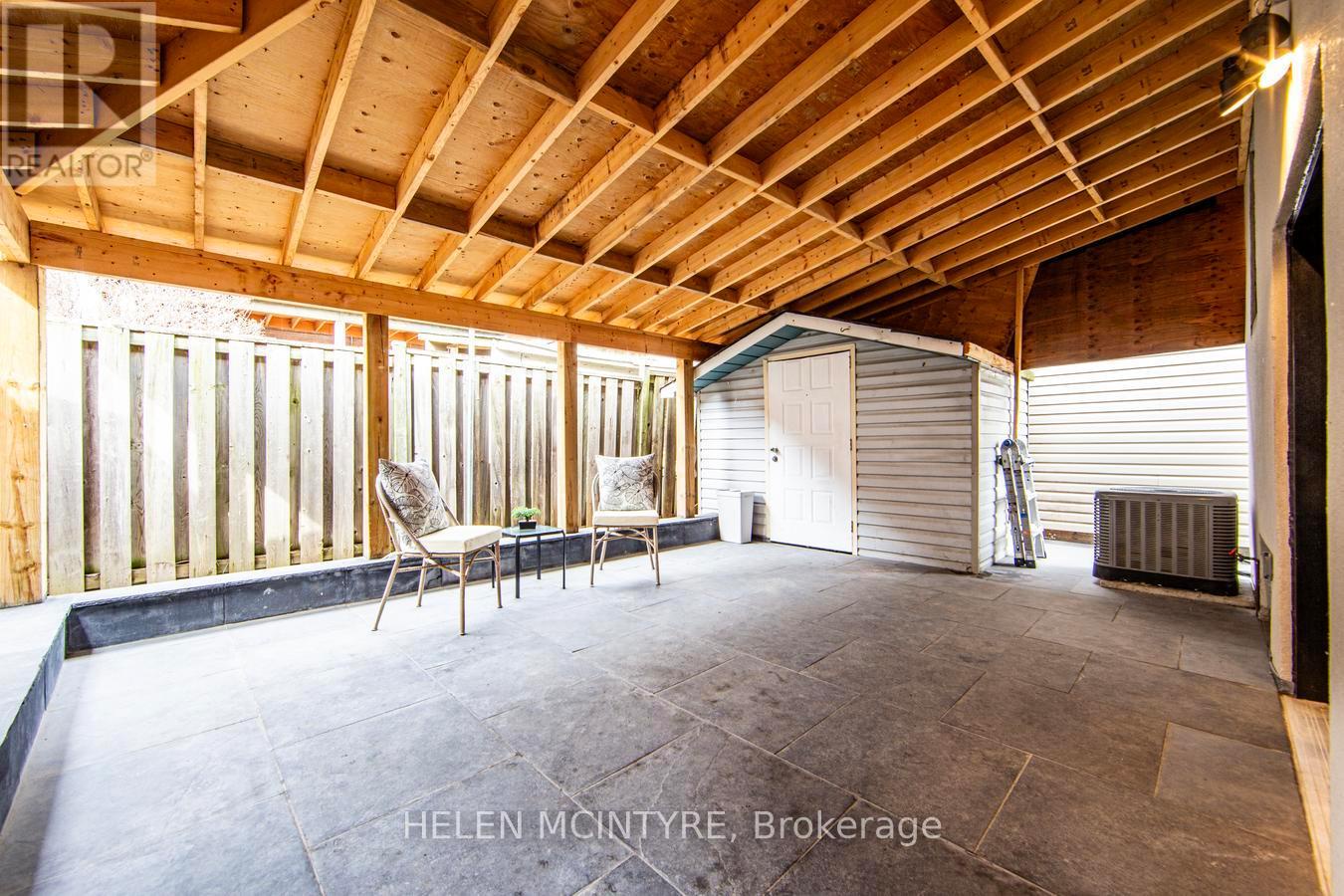 2 Birch Tree Crescent, Toronto (mount Dennis), Ontario