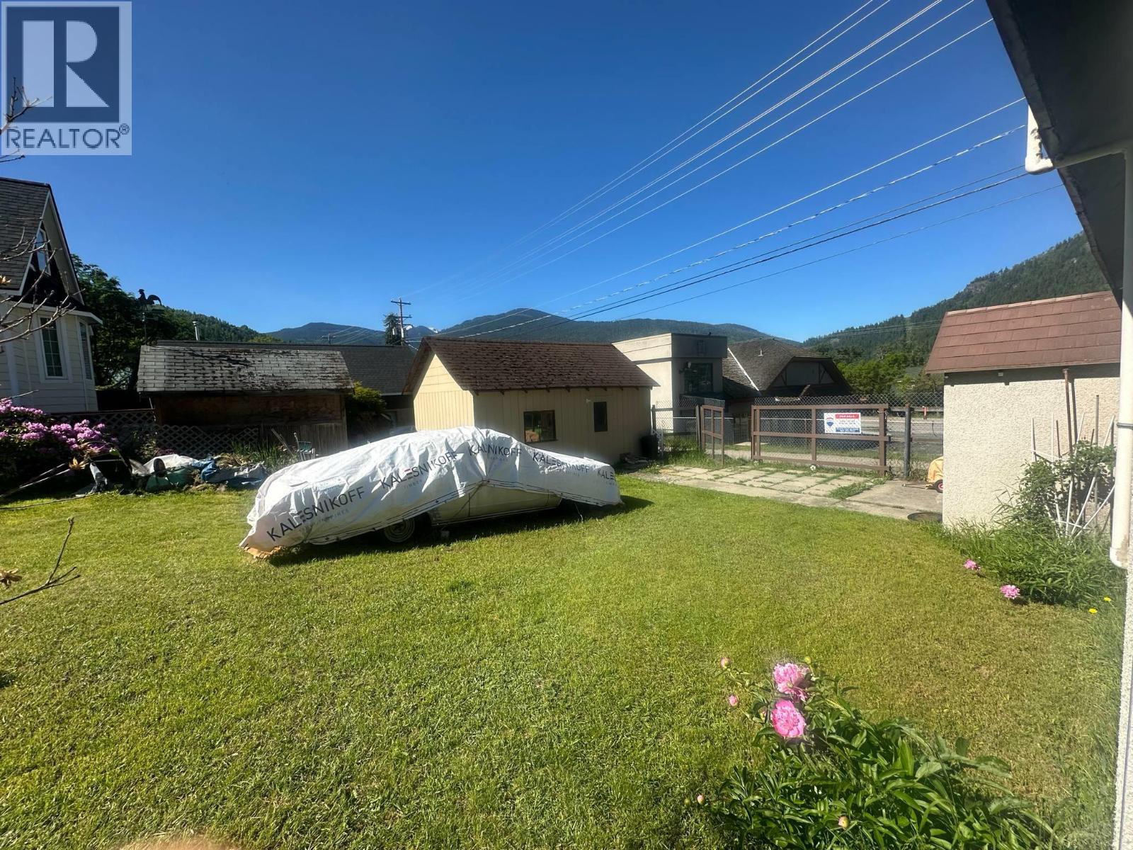 510 Kokanee Avenue, Nelson, British Columbia