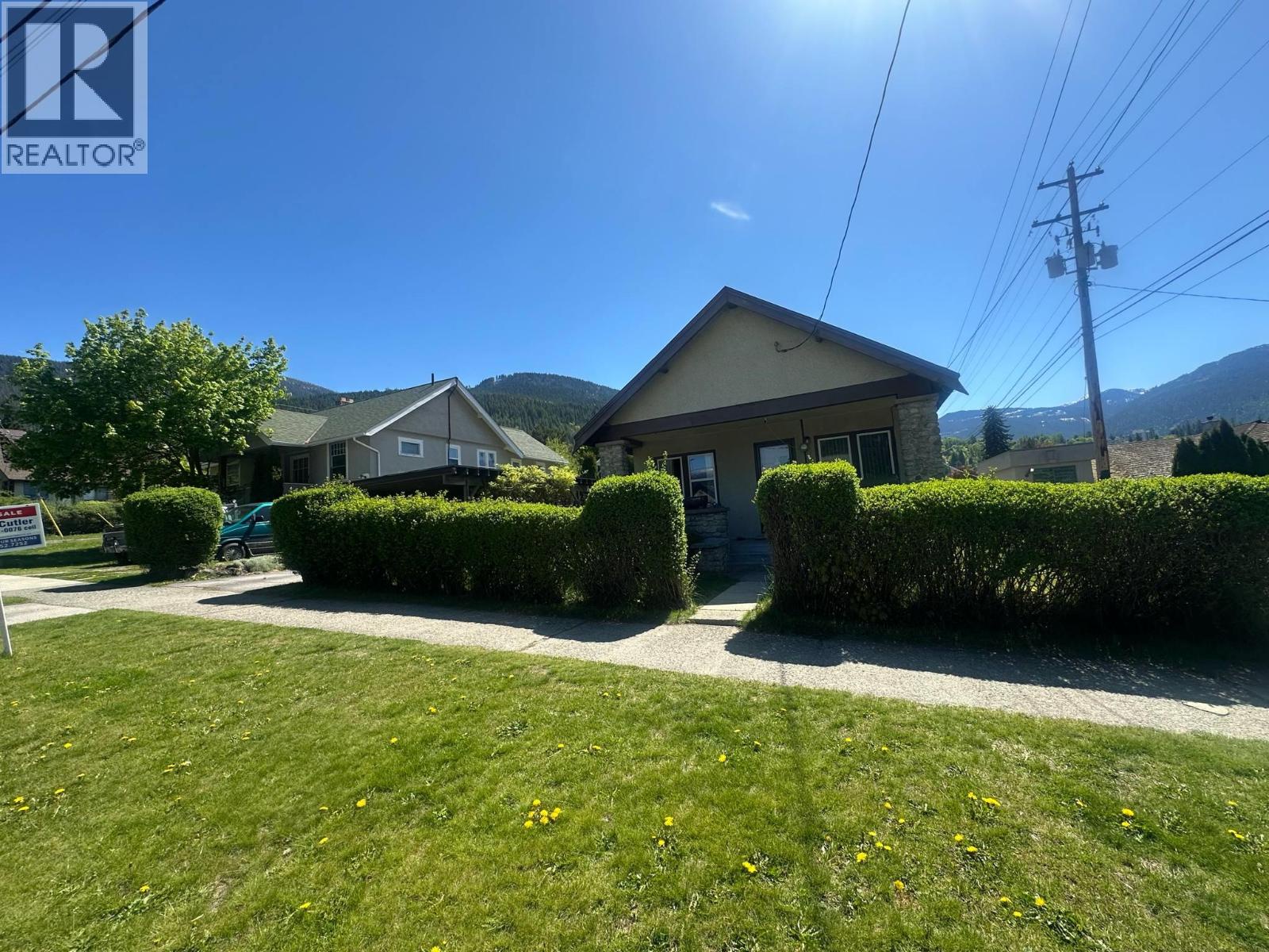 510 Kokanee Avenue, Nelson, British Columbia