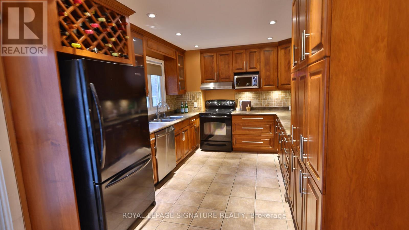 56 Satchell Boulevard, Toronto (centennial Scarborough), Ontario