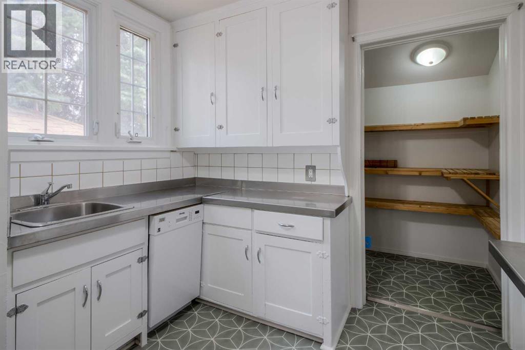 1312 4 Avenue S, Lethbridge, Alberta