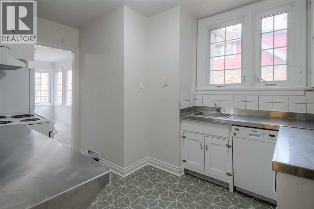 1312 4 Avenue S, Lethbridge, Alberta