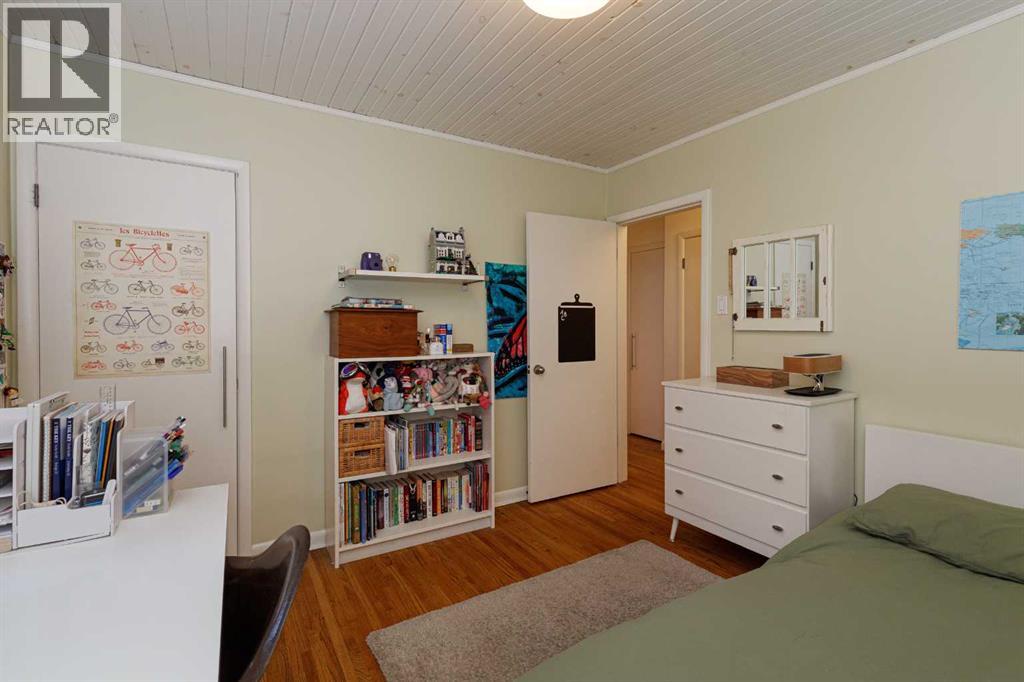 504 Crescent Boulevard Sw, Calgary, Alberta