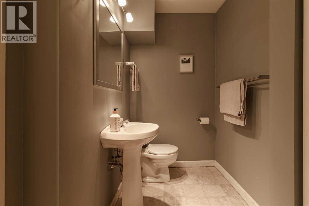 504 Crescent Boulevard Sw, Calgary, Alberta