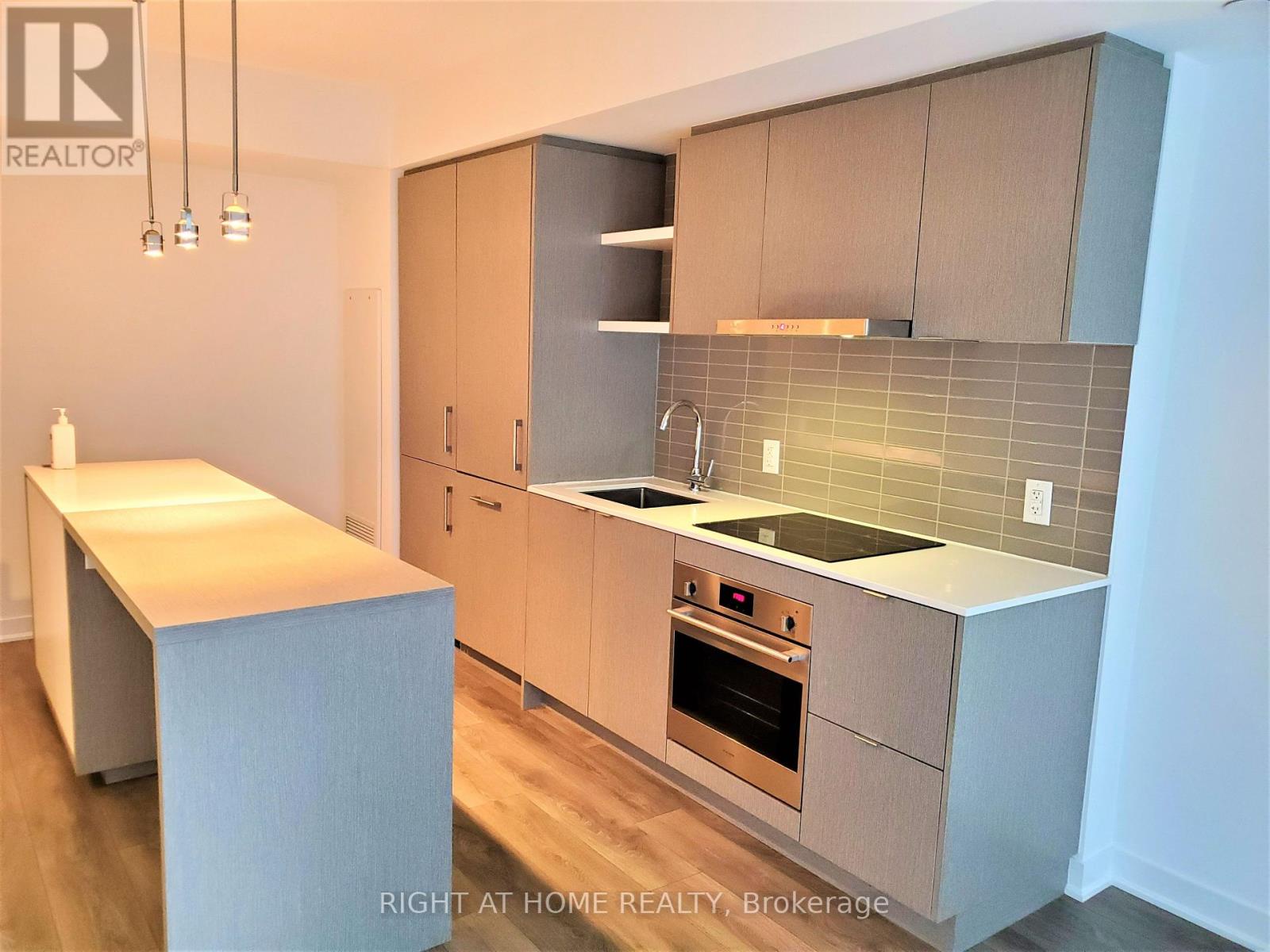 1401 - 88 Harbour Street, Toronto (waterfront Communities), Ontario