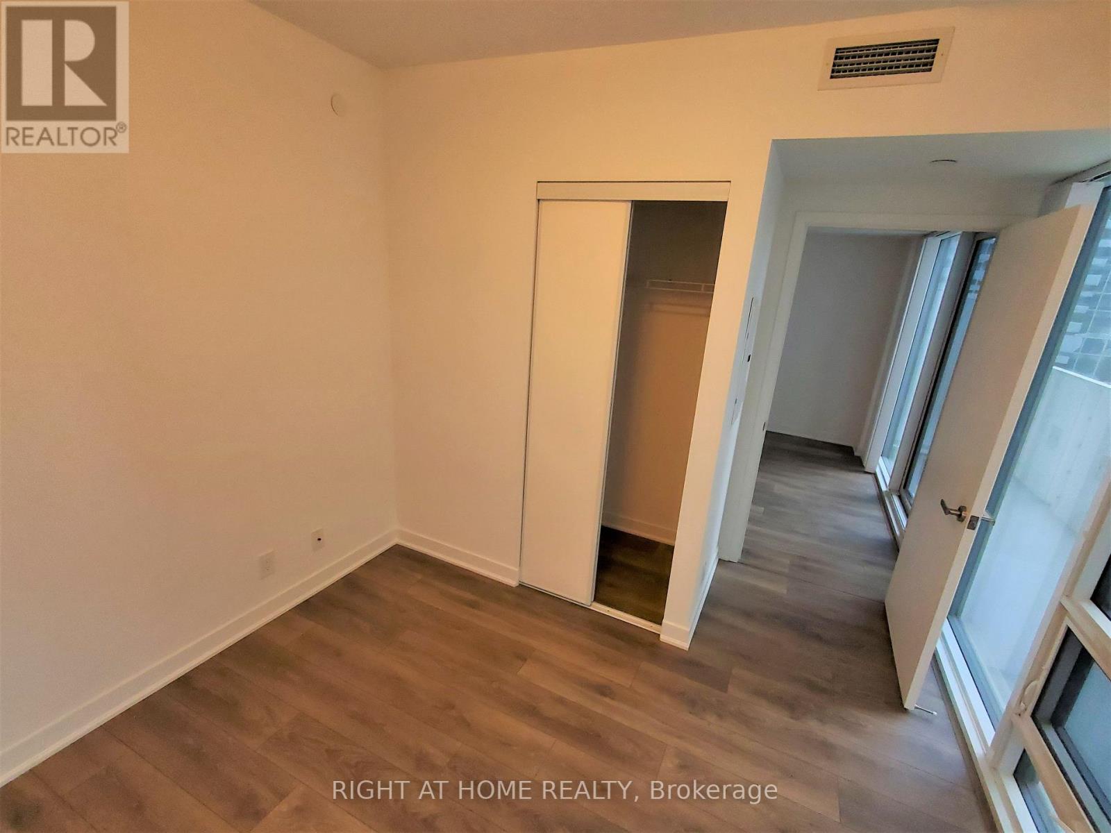 1401 - 88 Harbour Street, Toronto (waterfront Communities), Ontario