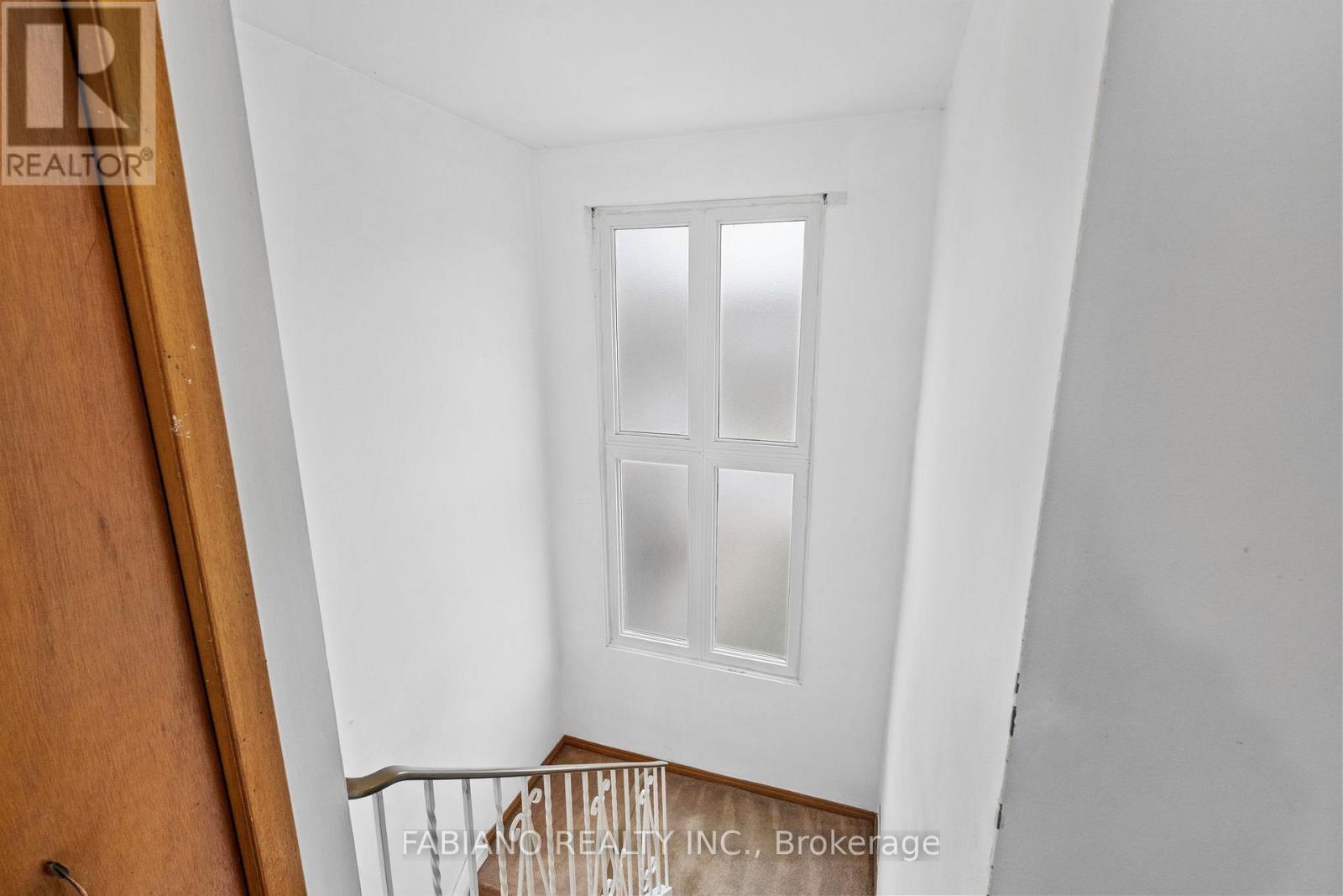 80 Cayuga Avenue, Toronto (rockcliffe-smythe), Ontario