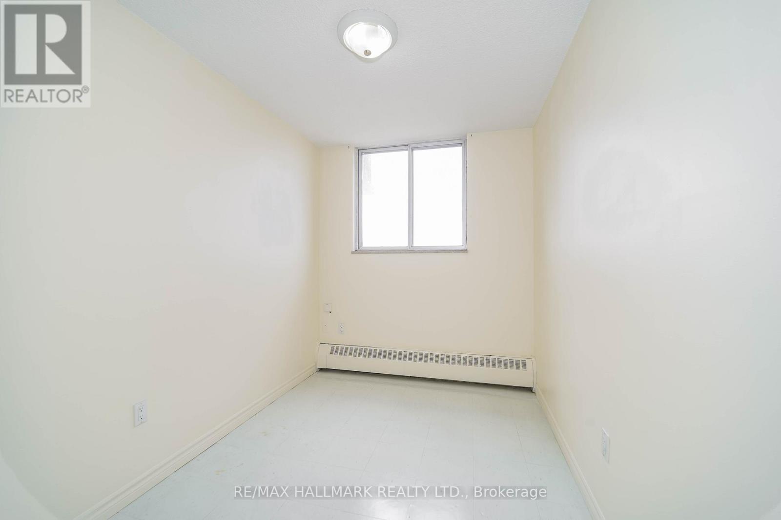 411 - 50 Lotherton Pathway W, Toronto (yorkdale-glen Park), Ontario