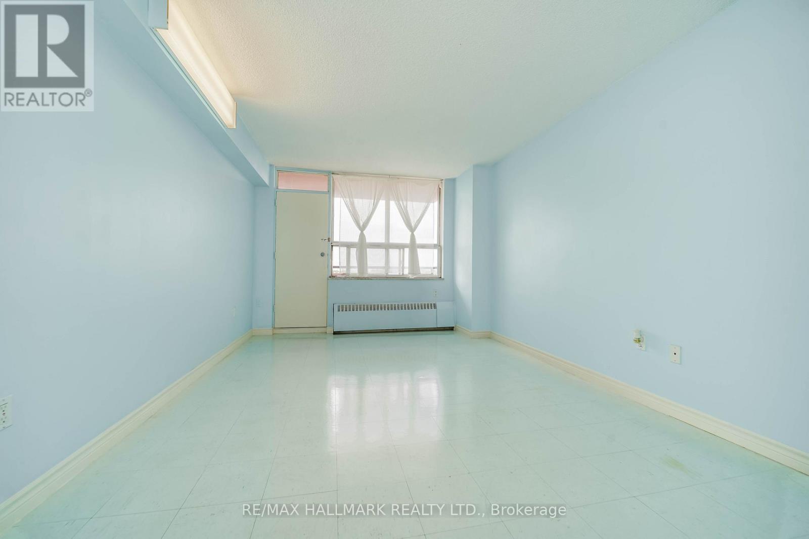 411 - 50 Lotherton Pathway W, Toronto (yorkdale-glen Park), Ontario