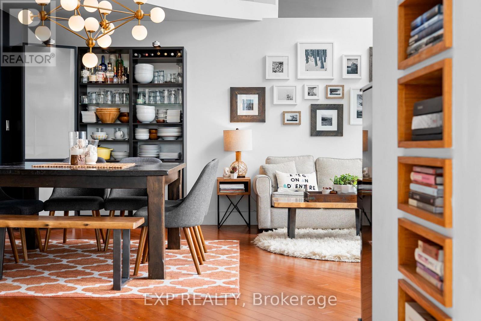 828 - 250 Manitoba Street, Toronto (mimico), Ontario