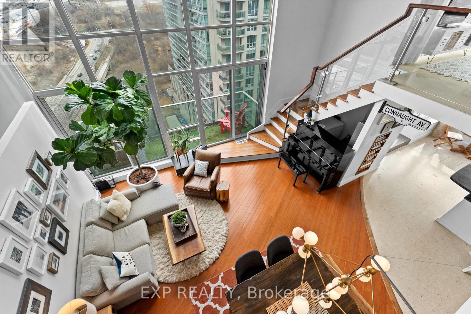 828 - 250 Manitoba Street, Toronto (mimico), Ontario