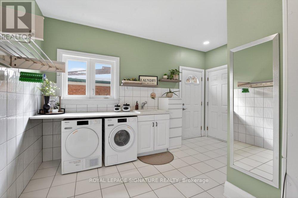 27 Cleta Drive, Toronto (kennedy Park), Ontario