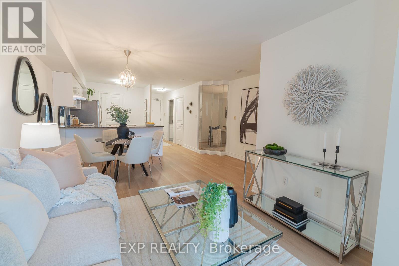 1603 - 801 Bay Street, Toronto (bay Street Corridor), Ontario