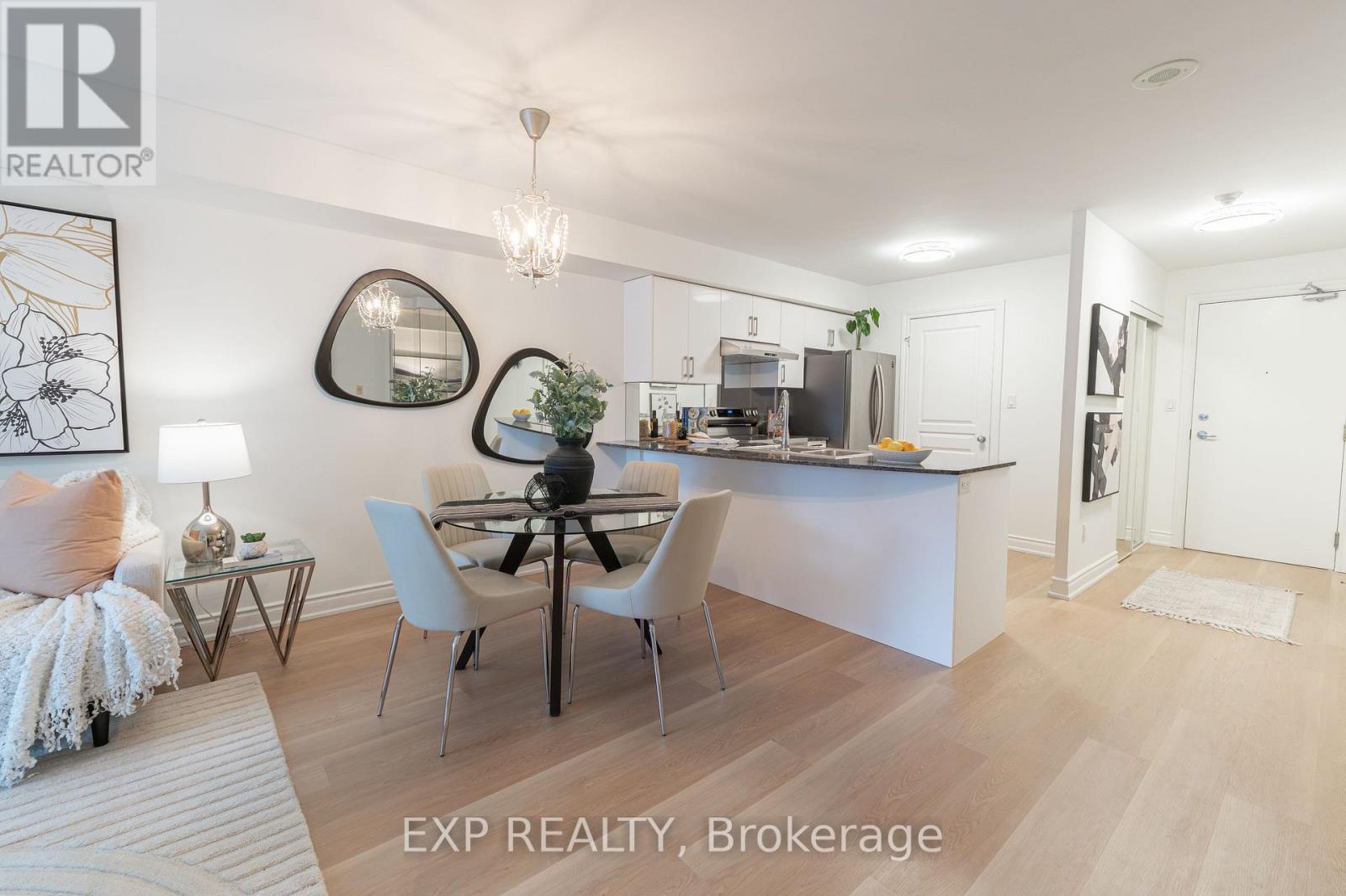 1603 - 801 Bay Street, Toronto (bay Street Corridor), Ontario