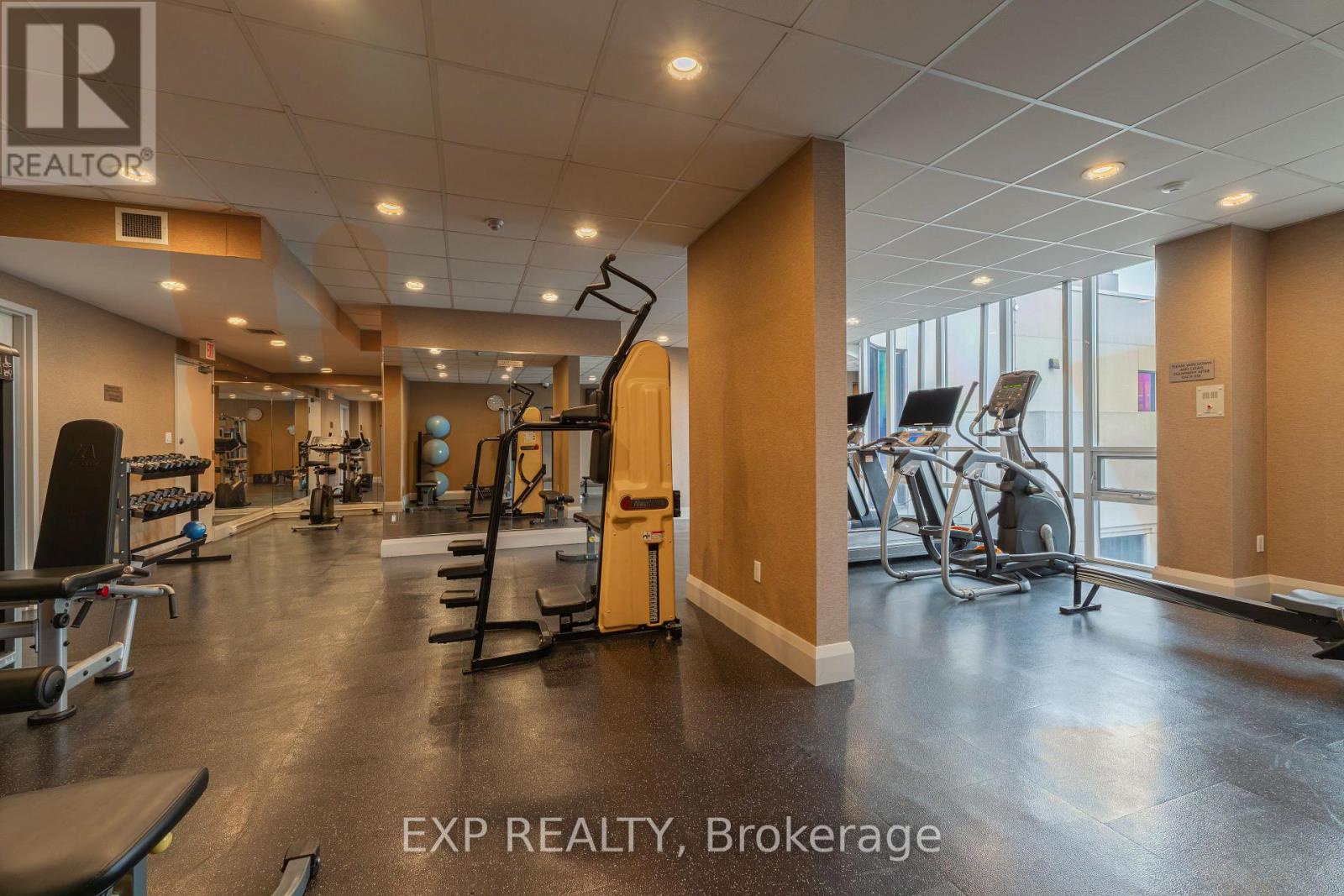 1603 - 801 Bay Street, Toronto (bay Street Corridor), Ontario