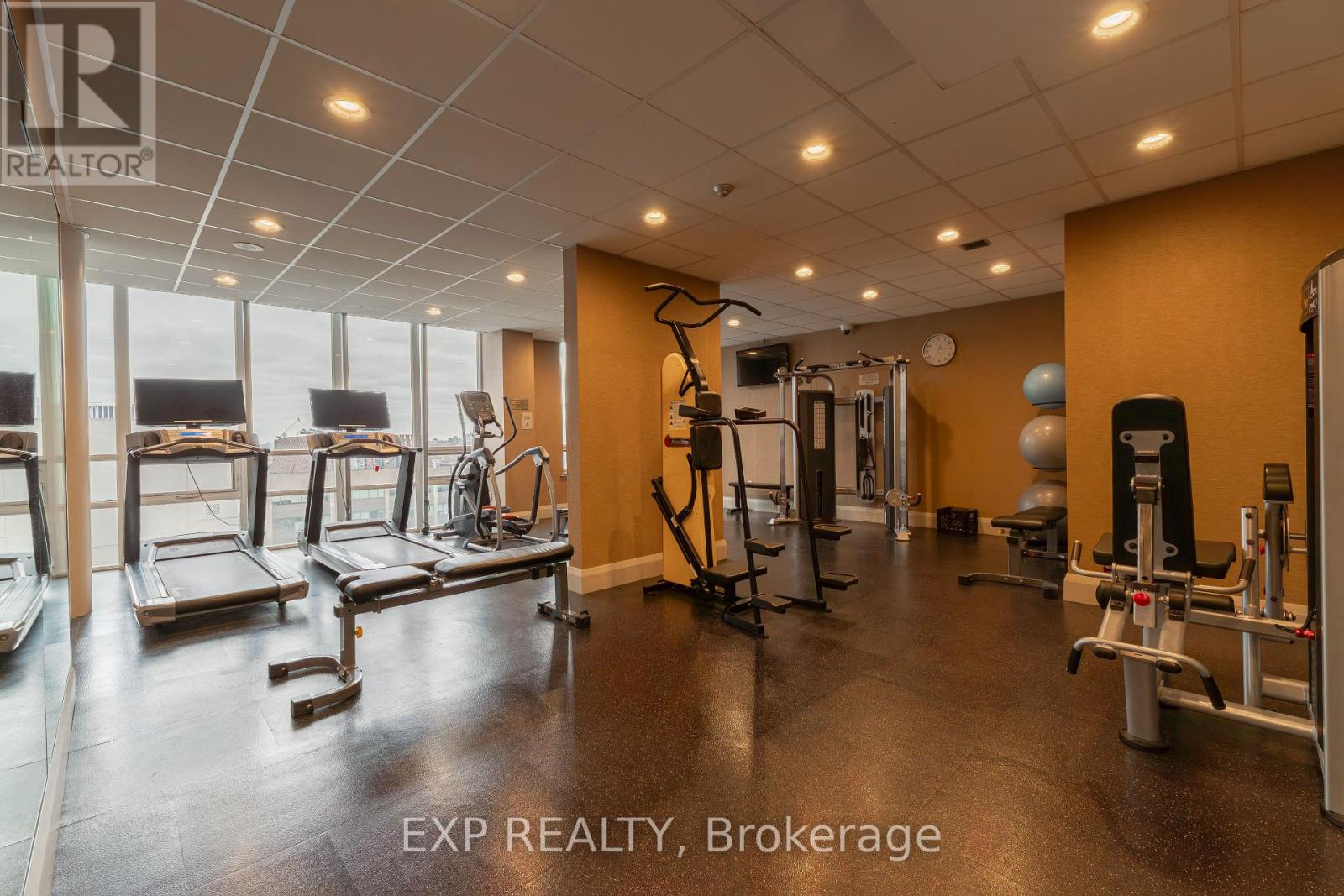 1603 - 801 Bay Street, Toronto (bay Street Corridor), Ontario