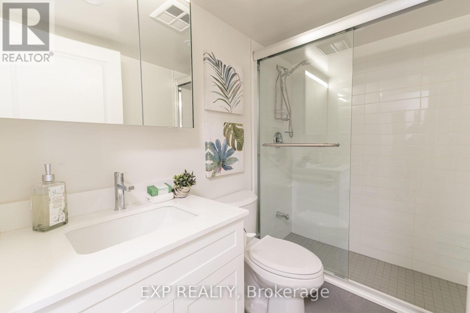 1603 - 801 Bay Street, Toronto (bay Street Corridor), Ontario