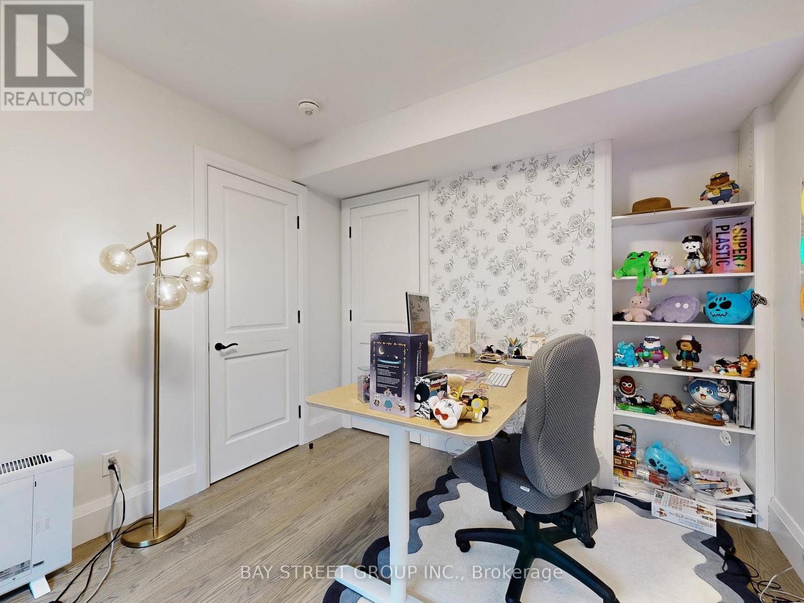 31 Evergreen Gardens, Toronto (leaside), Ontario