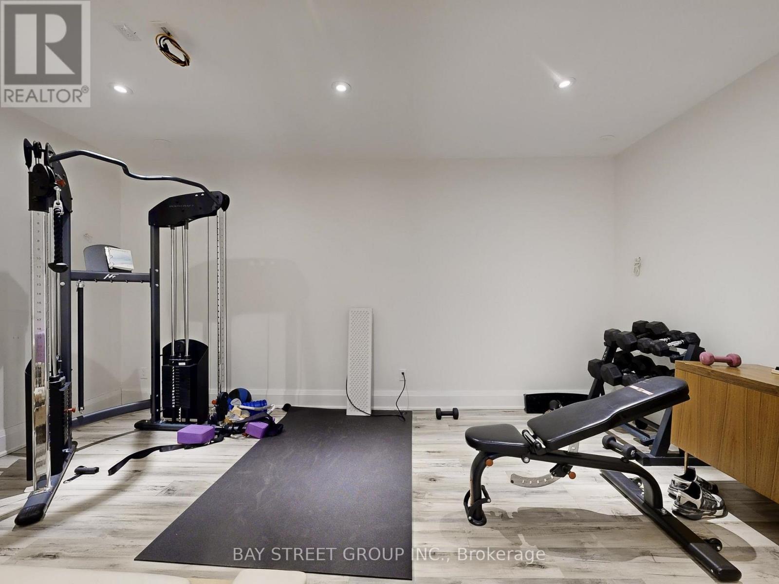 31 Evergreen Gardens, Toronto (leaside), Ontario