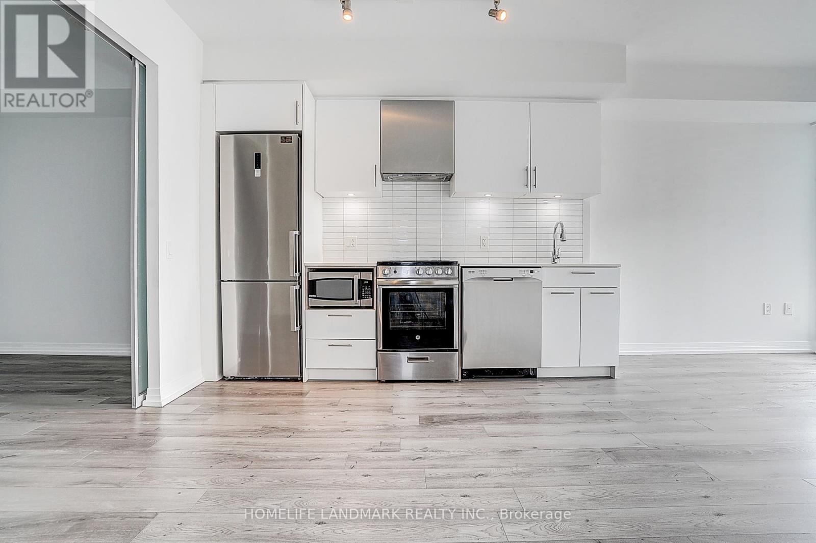 1718 - 251 Jarvis Street, Toronto (moss Park), Ontario