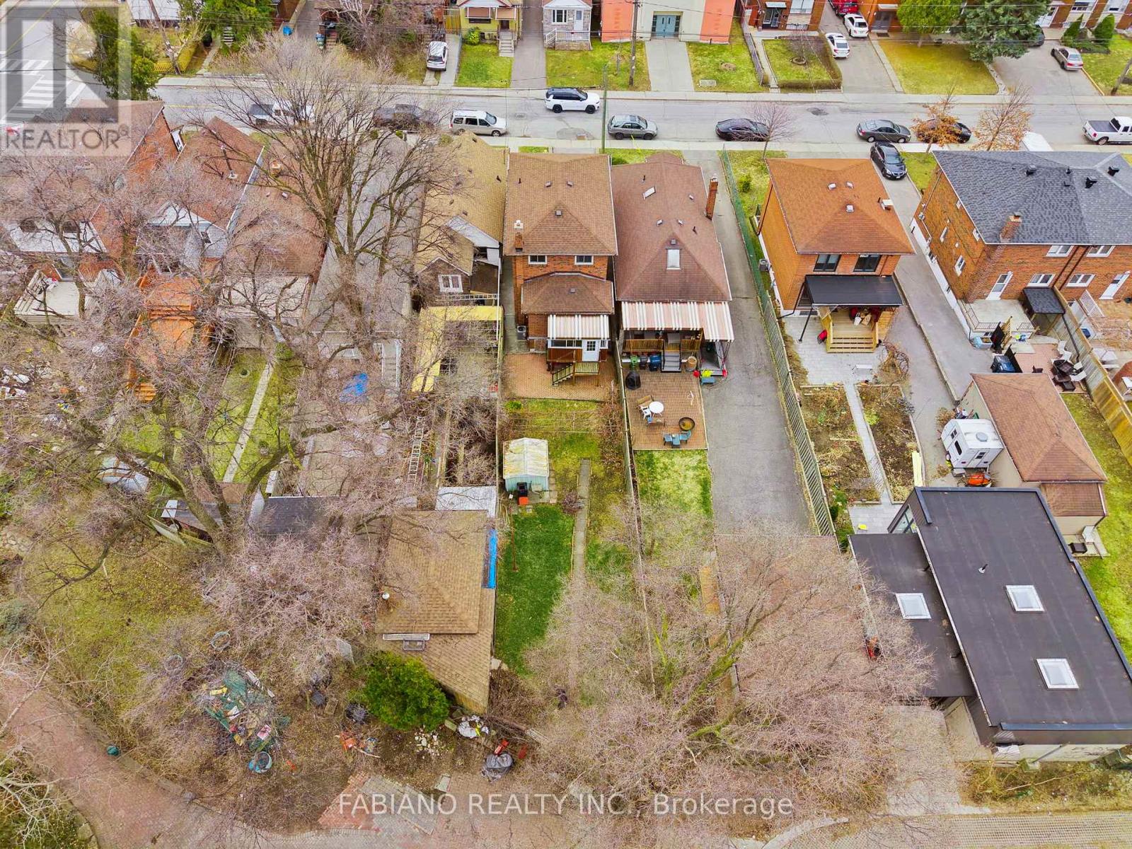 80 Cayuga Avenue, Toronto (rockcliffe-smythe), Ontario