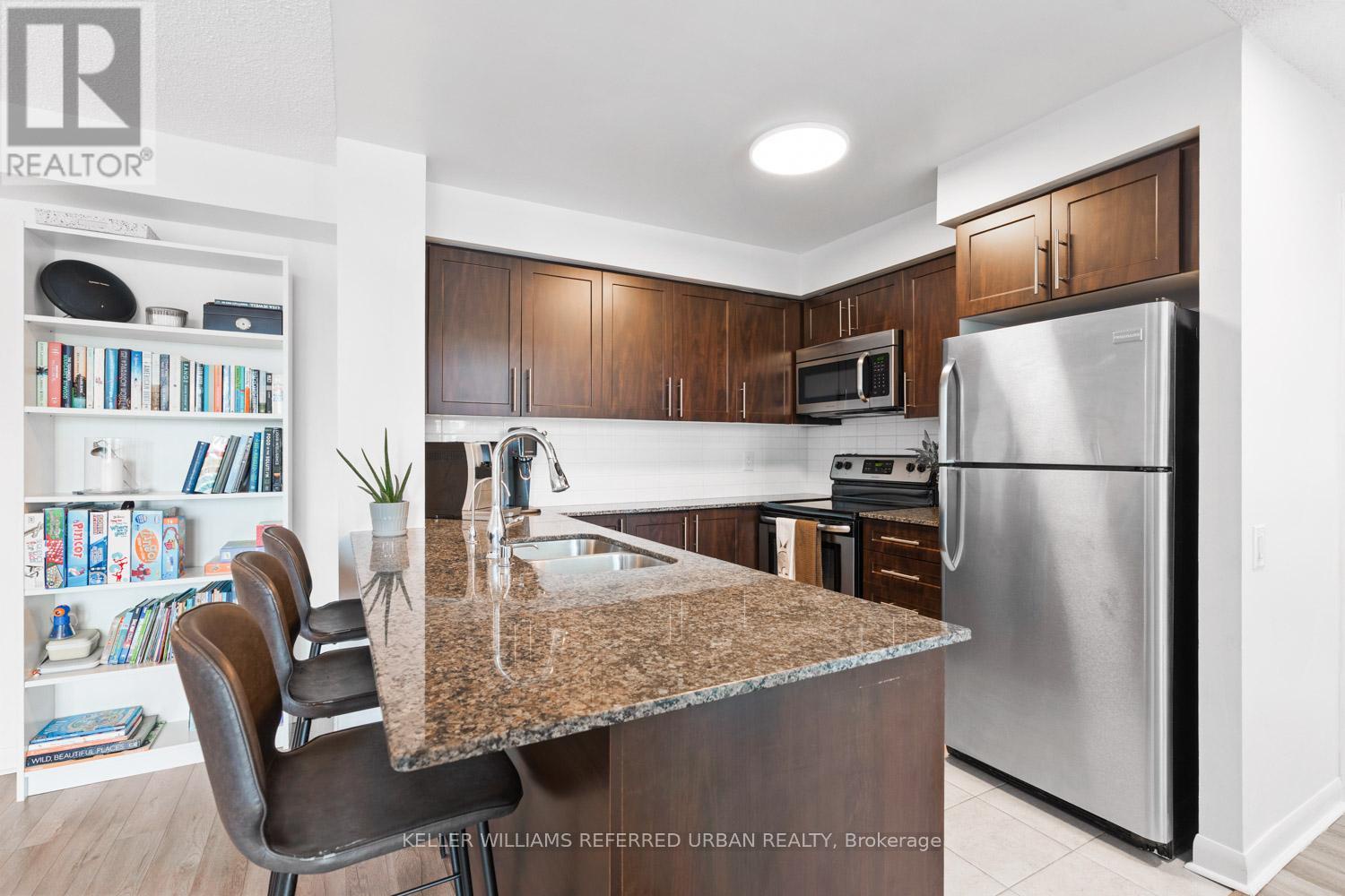 411 - 525 Wilson Avenue, Toronto (clanton Park), Ontario