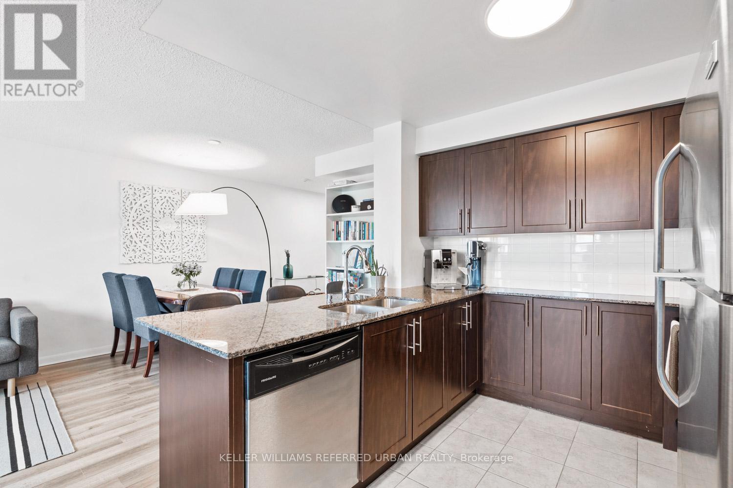 411 - 525 Wilson Avenue, Toronto (clanton Park), Ontario