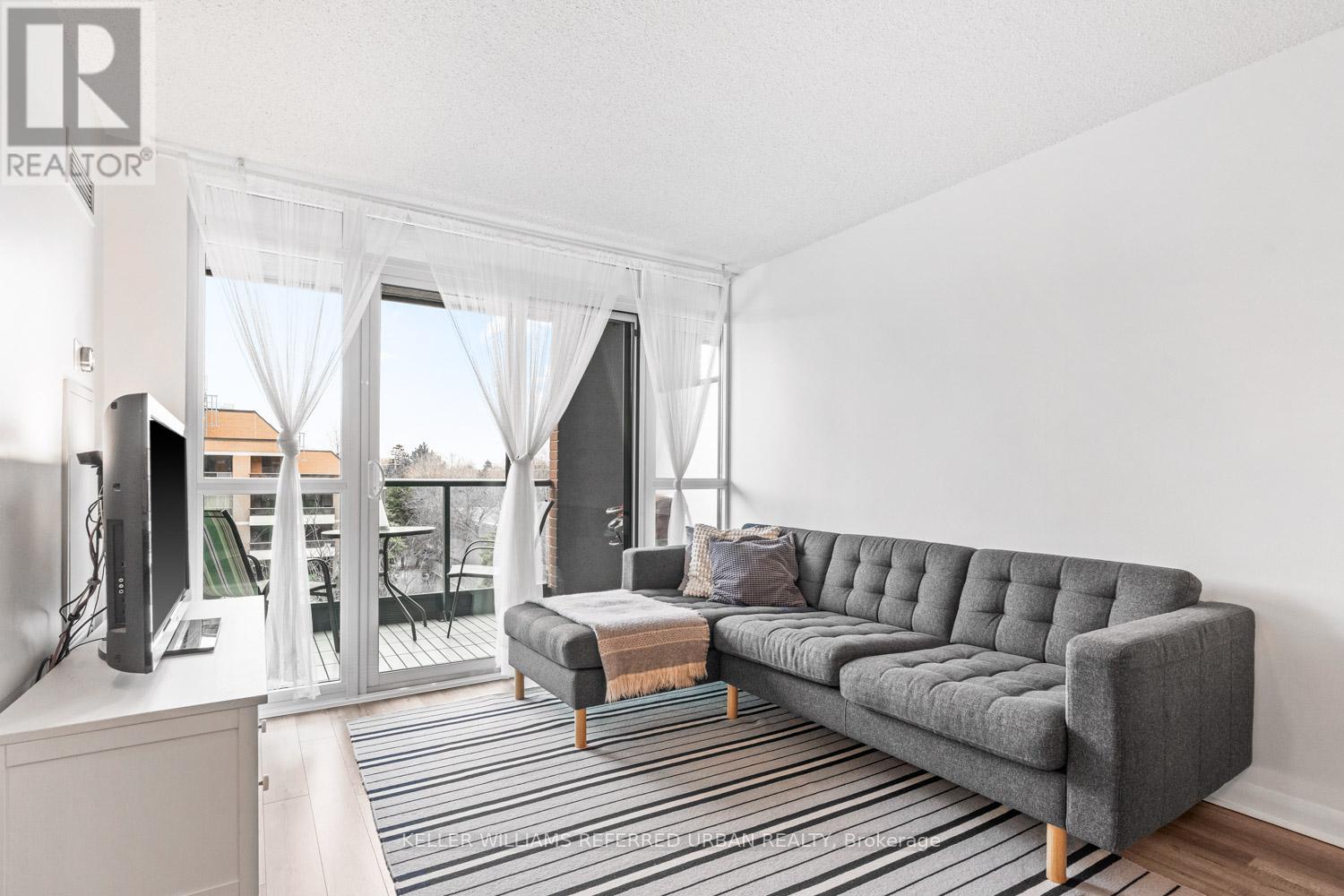 411 - 525 Wilson Avenue, Toronto (clanton Park), Ontario