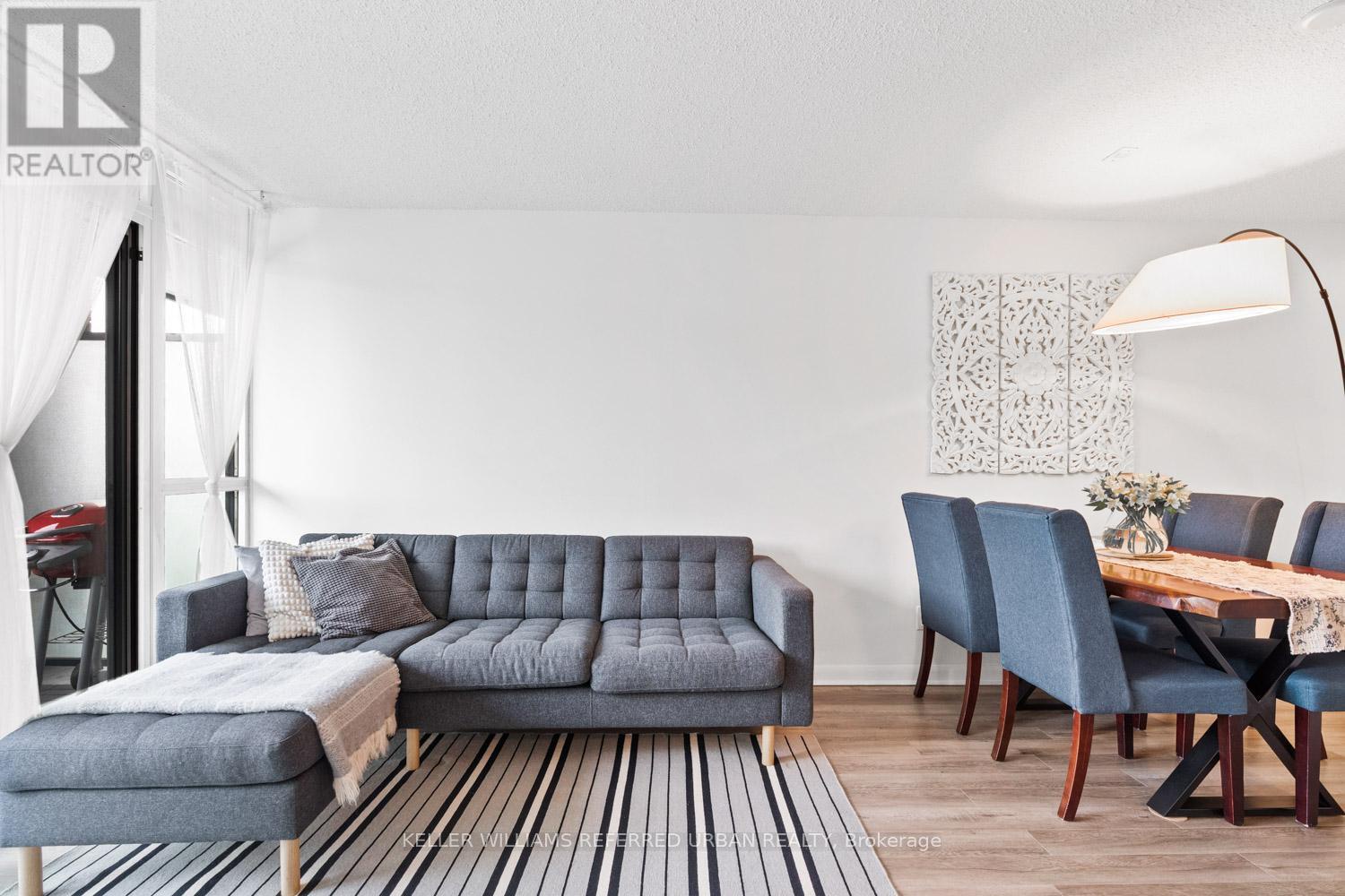 411 - 525 Wilson Avenue, Toronto (clanton Park), Ontario