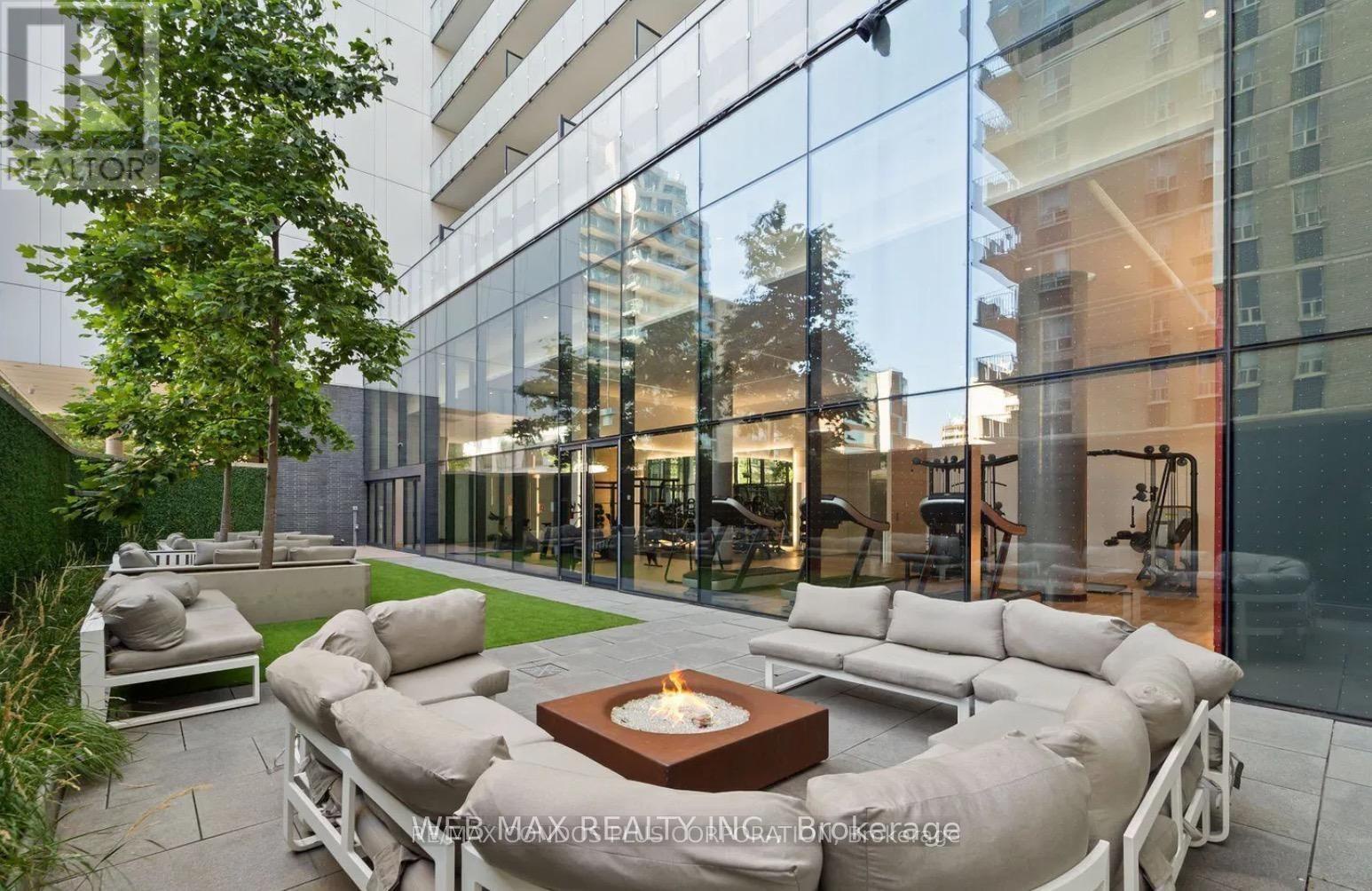 1611 - 185 Roehampton Avenue, Toronto (mount Pleasant West), Ontario