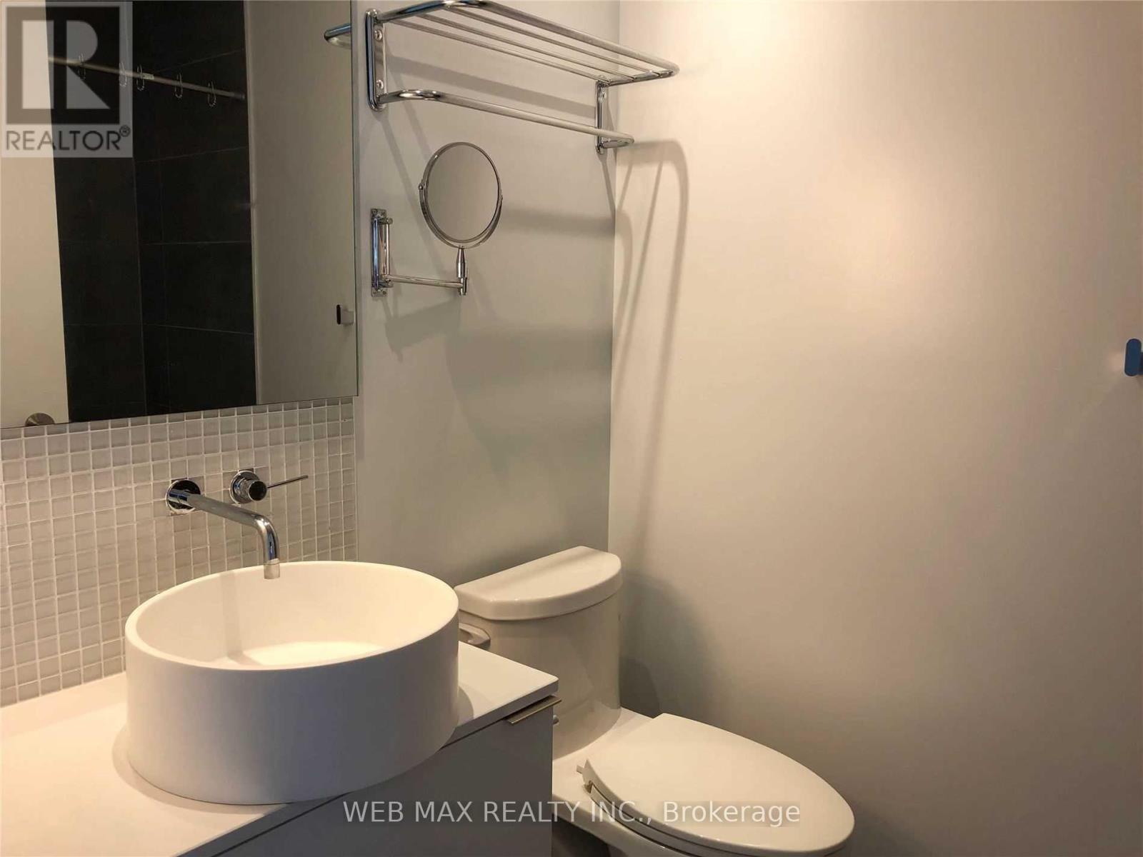 1611 - 185 Roehampton Avenue, Toronto (mount Pleasant West), Ontario