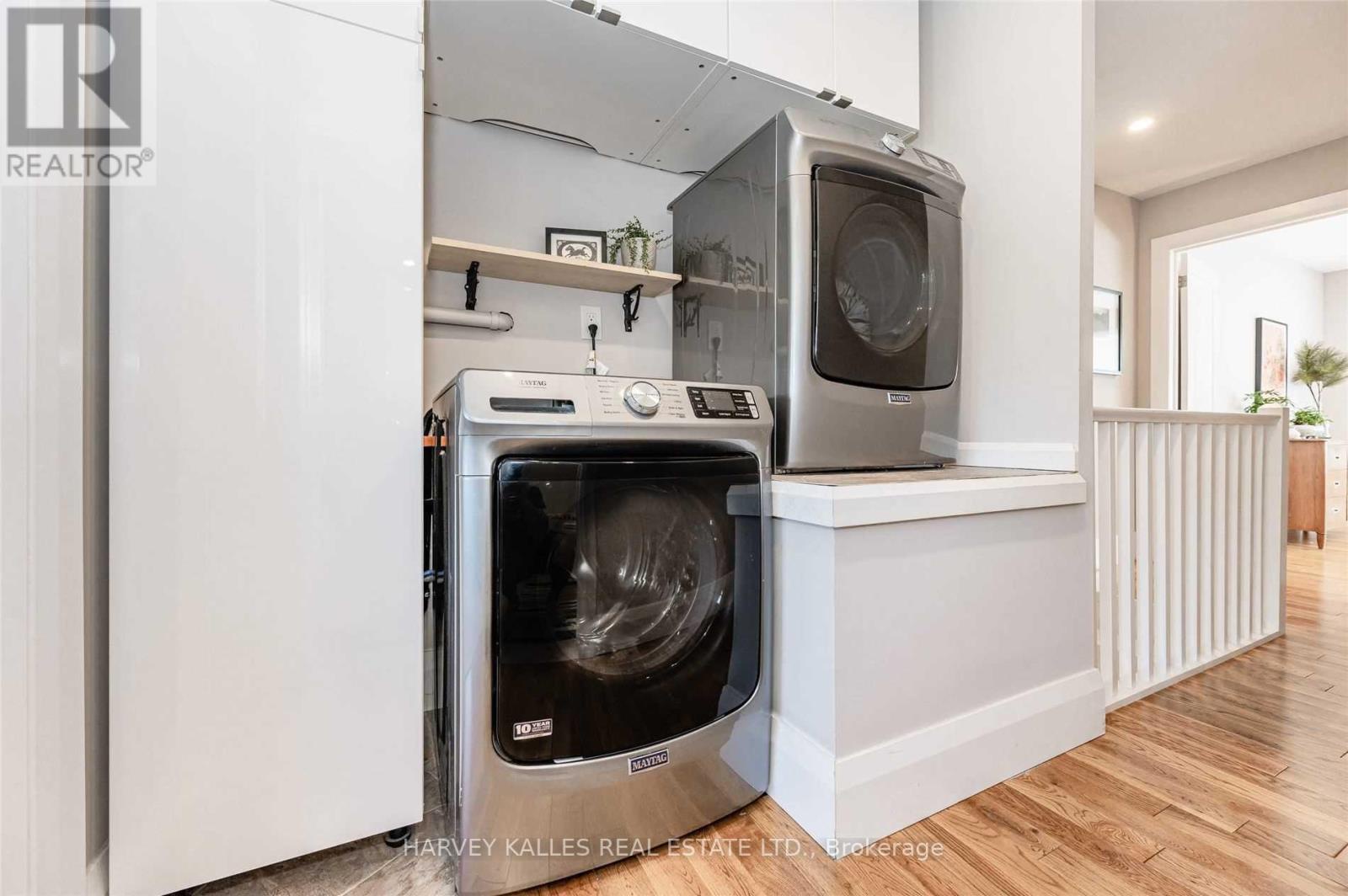 26 Leyton Avenue, Toronto (oakridge), Ontario