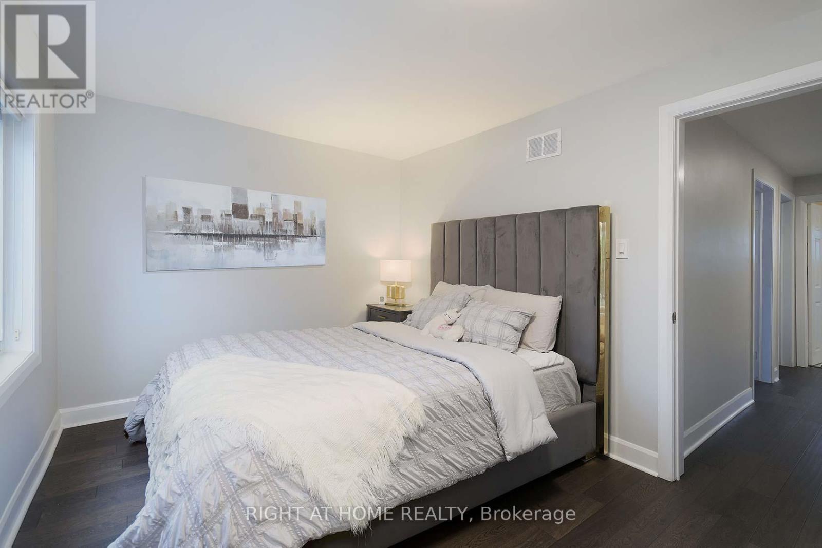 48 Van Stassen Boulevard, Toronto (lambton Baby Point), Ontario