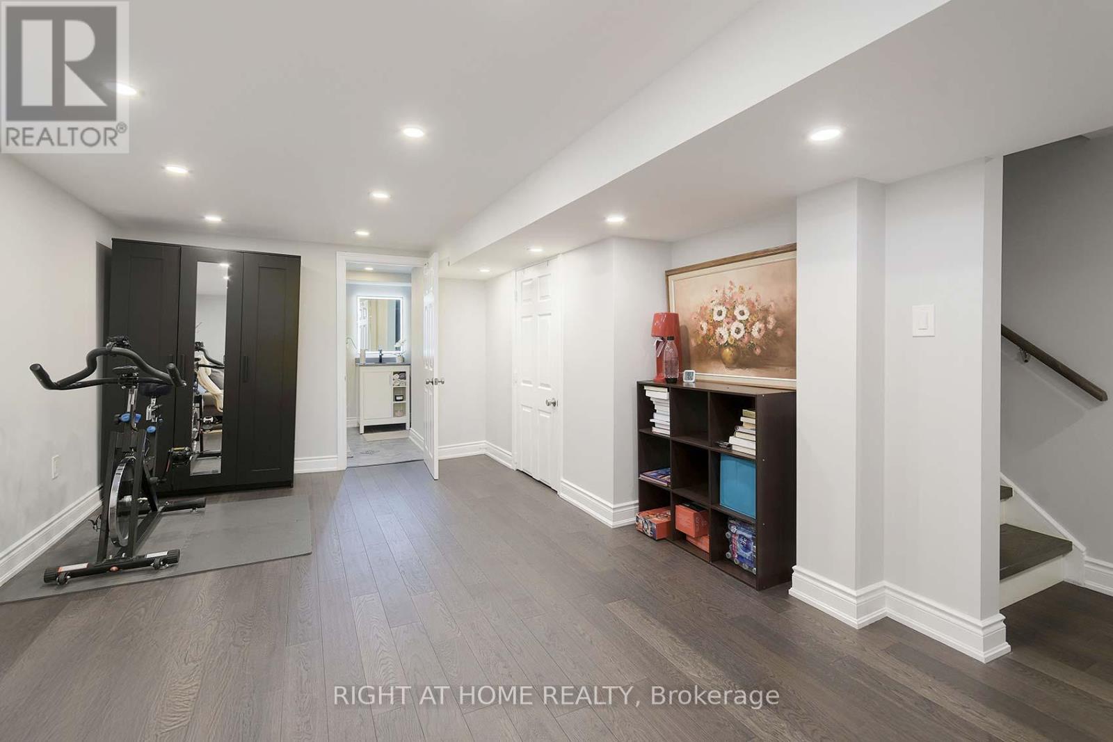 48 Van Stassen Boulevard, Toronto (lambton Baby Point), Ontario