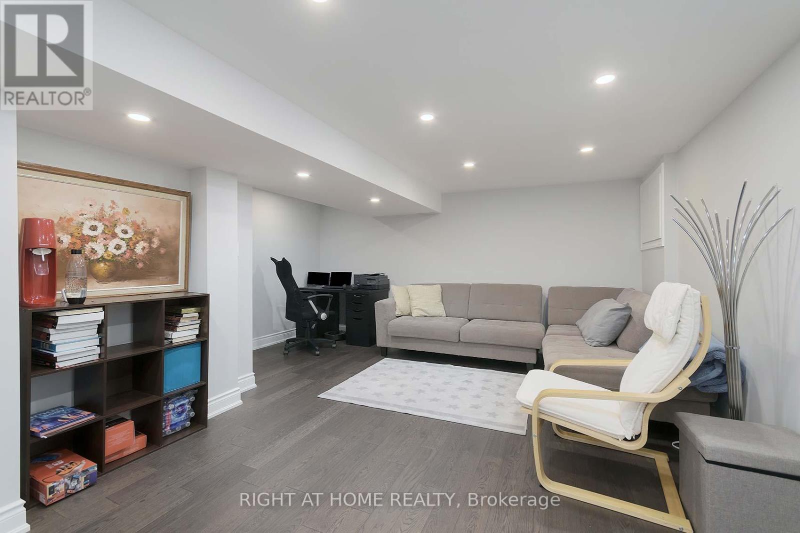 48 Van Stassen Boulevard, Toronto (lambton Baby Point), Ontario