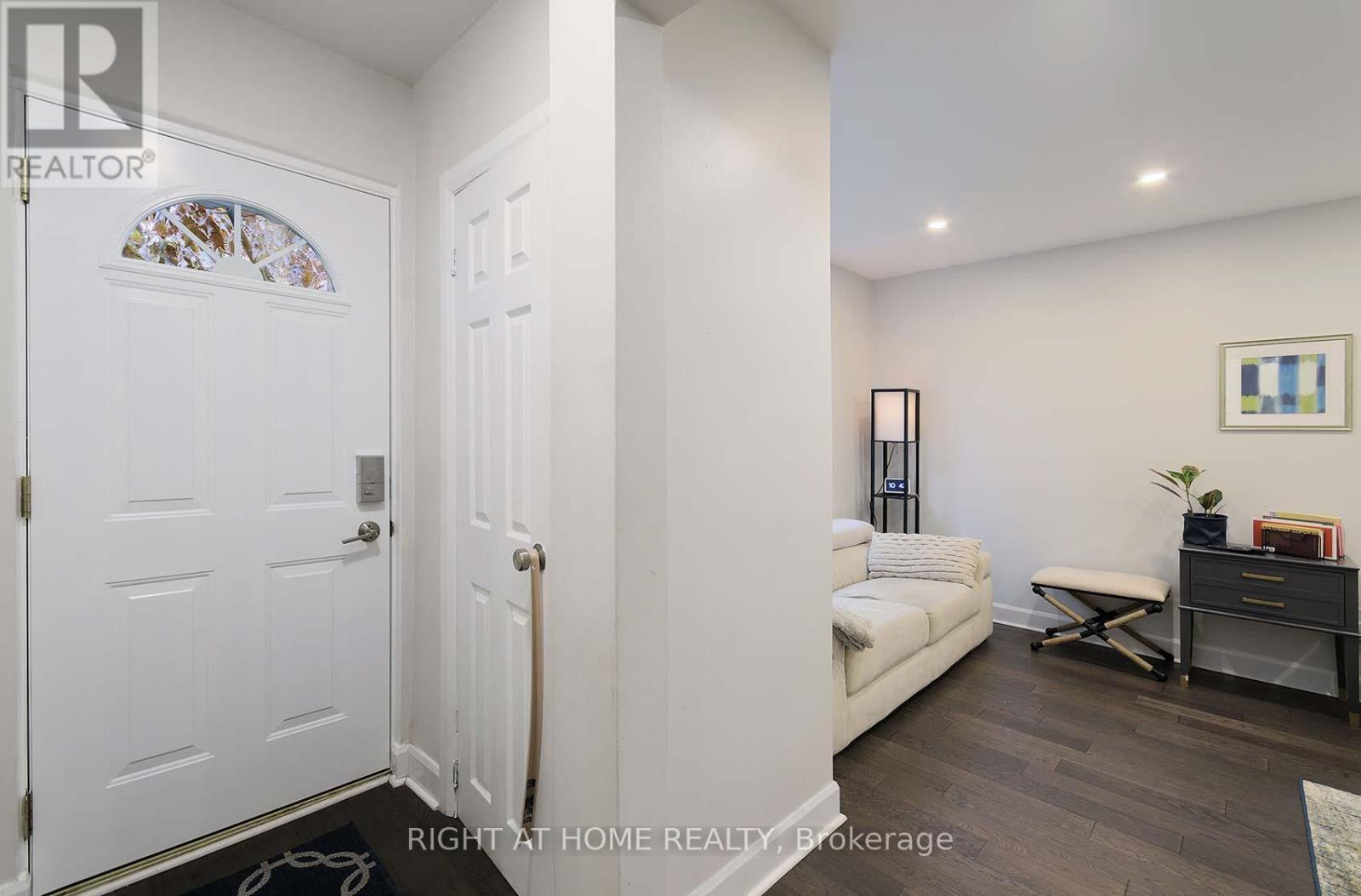 48 Van Stassen Boulevard, Toronto (lambton Baby Point), Ontario